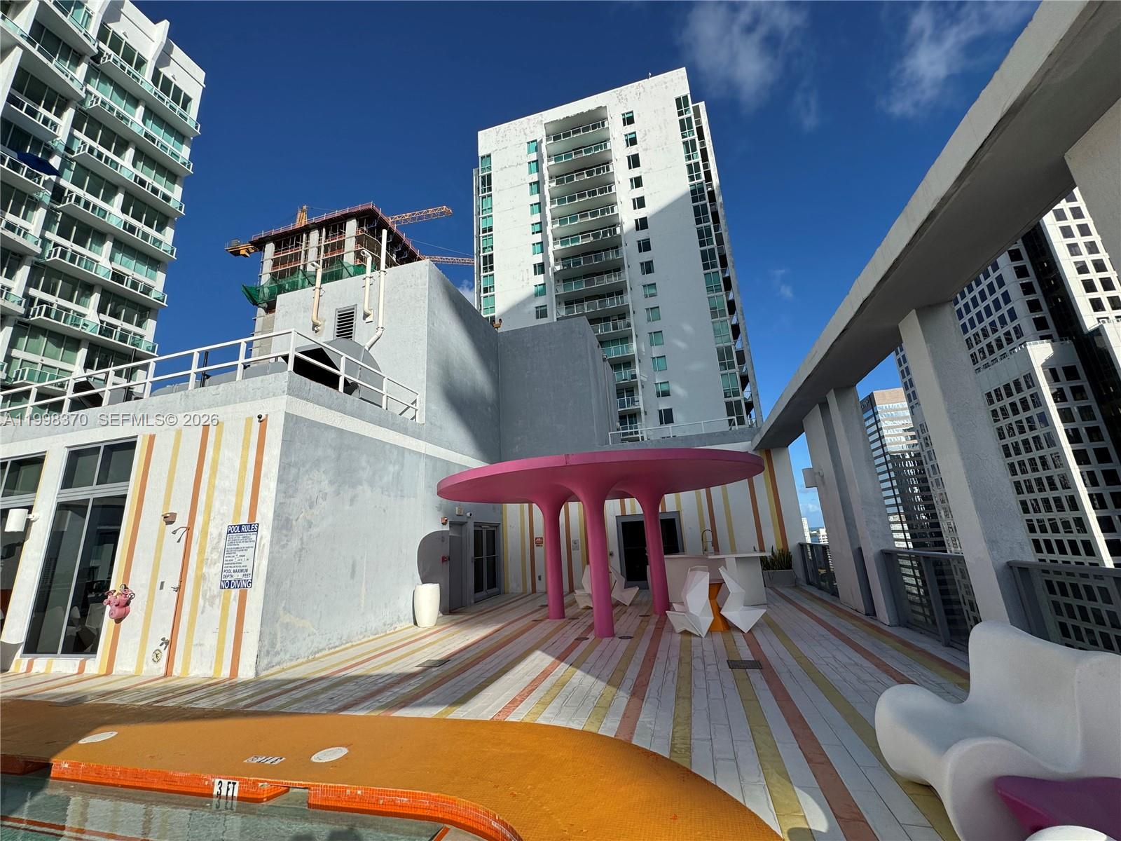31 SE 6th St #303, Miami FL 33131