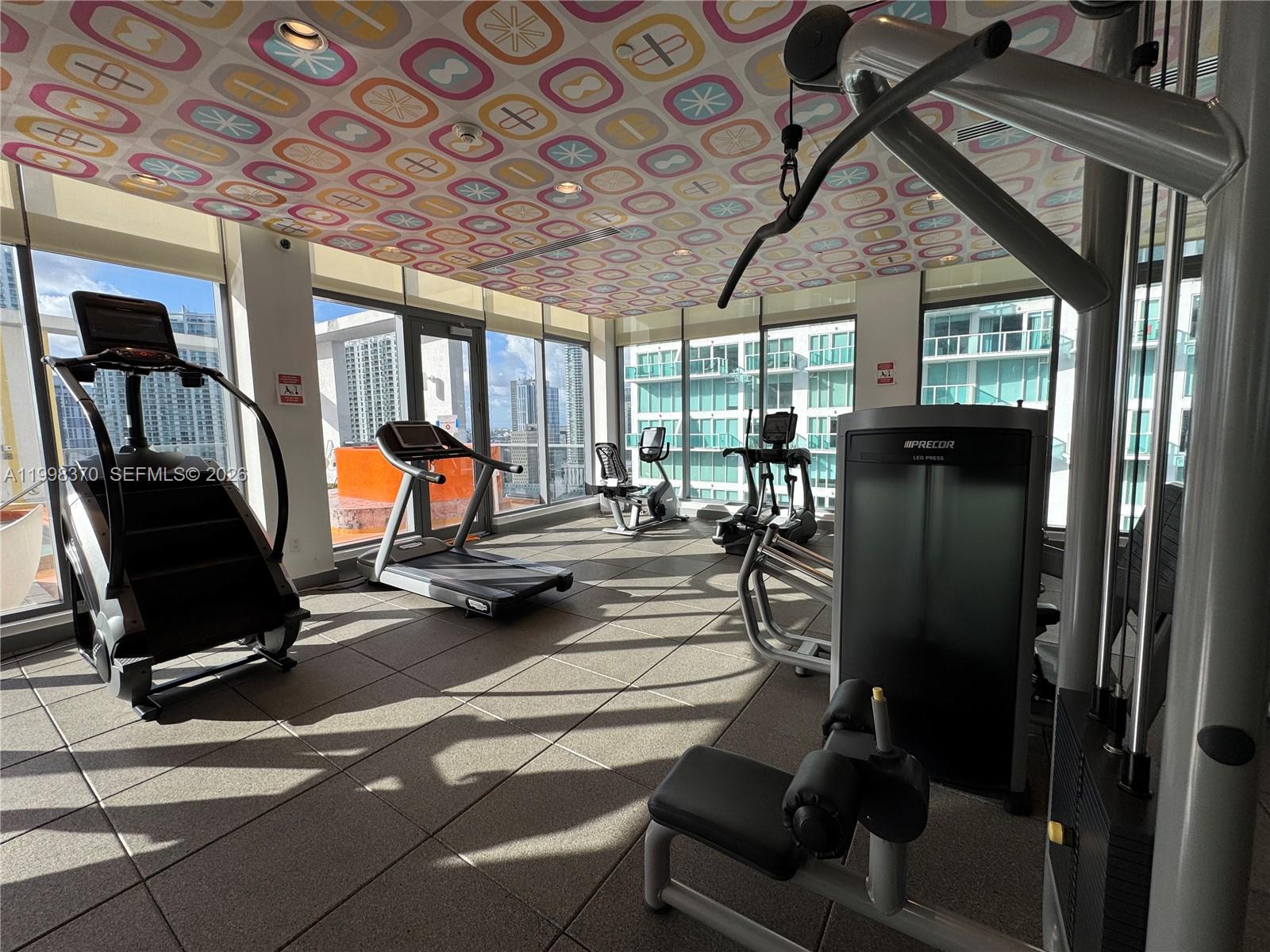 31 SE 6th St #303, Miami FL 33131