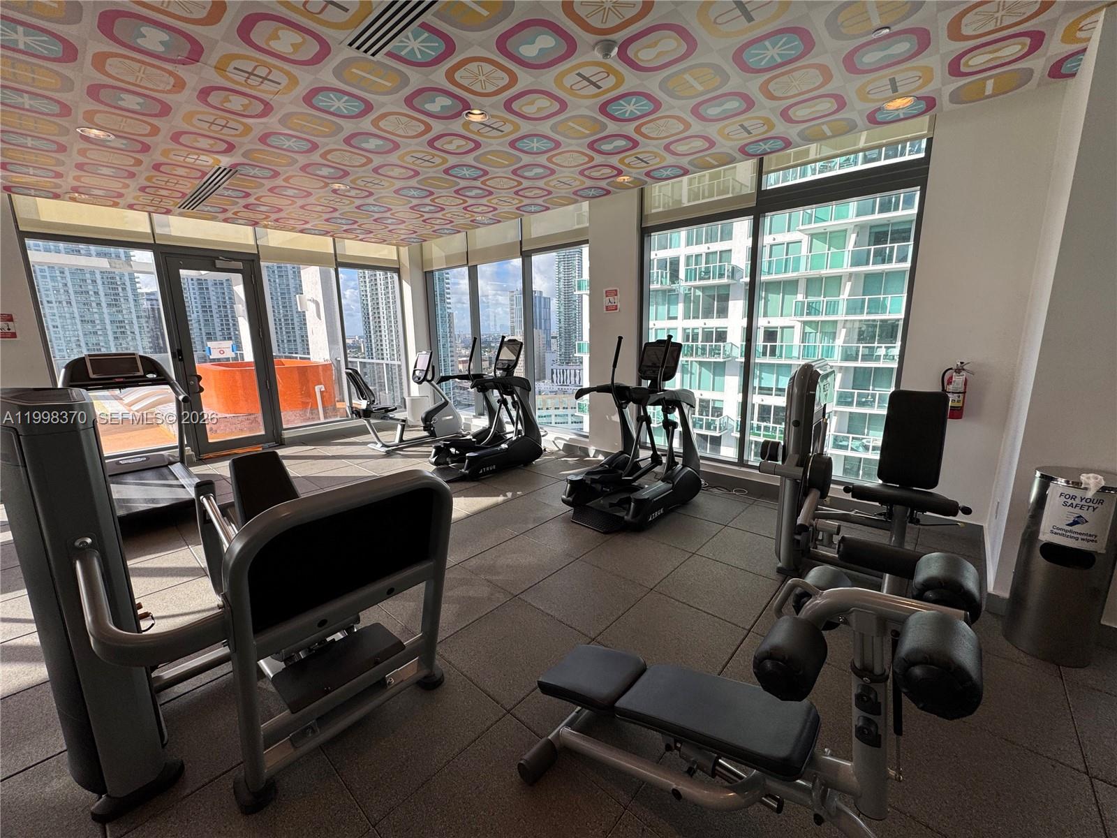 31 SE 6th St #303, Miami FL 33131