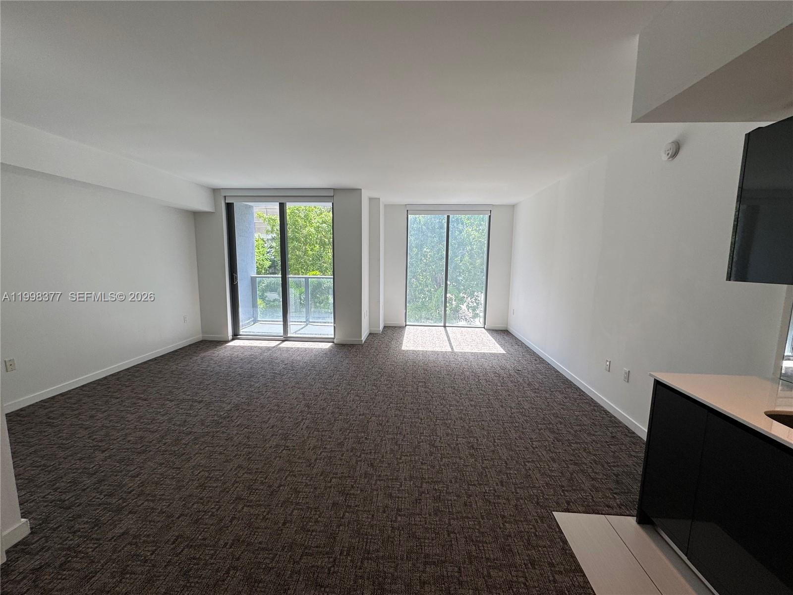 31 SE 6th St #305, Miami FL 33131