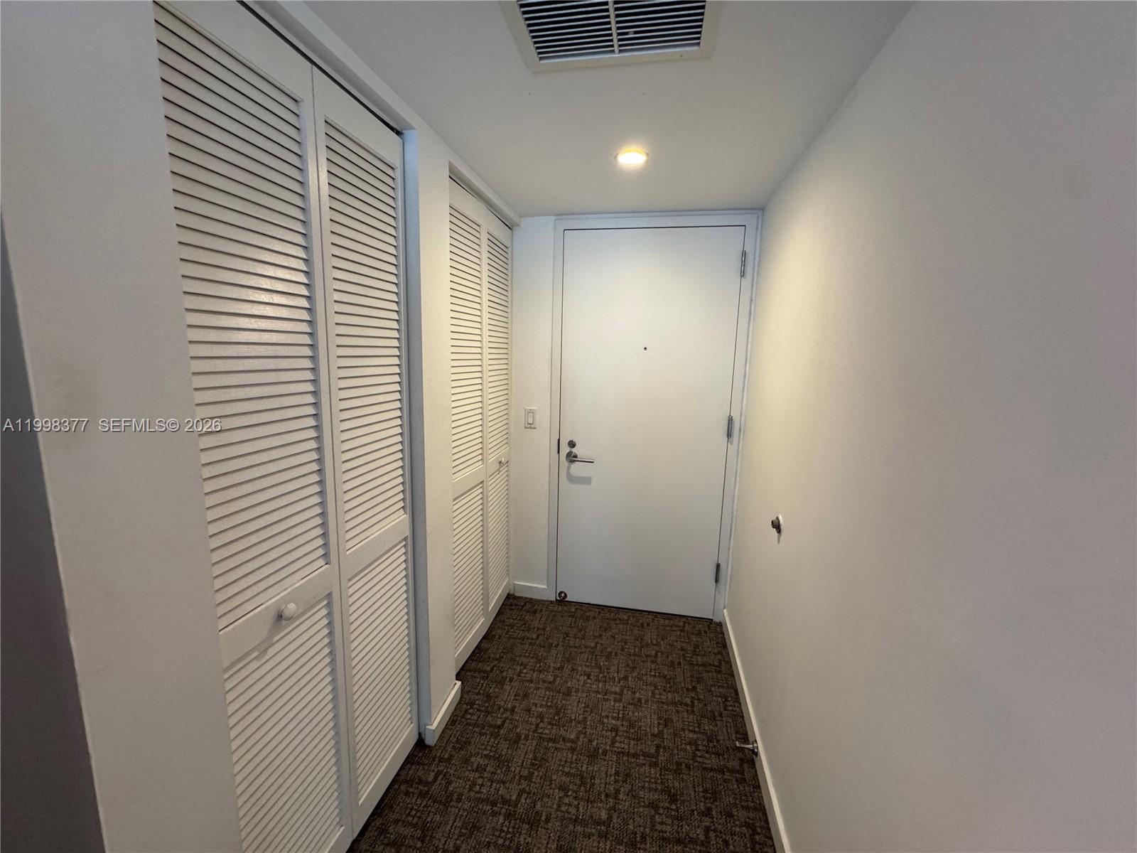 31 SE 6th St #305, Miami FL 33131