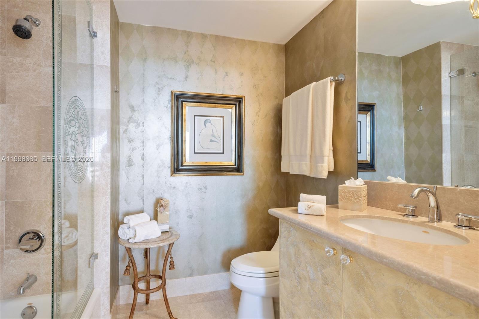 10 Edgewater Dr #7G, Coral Gables FL 33133