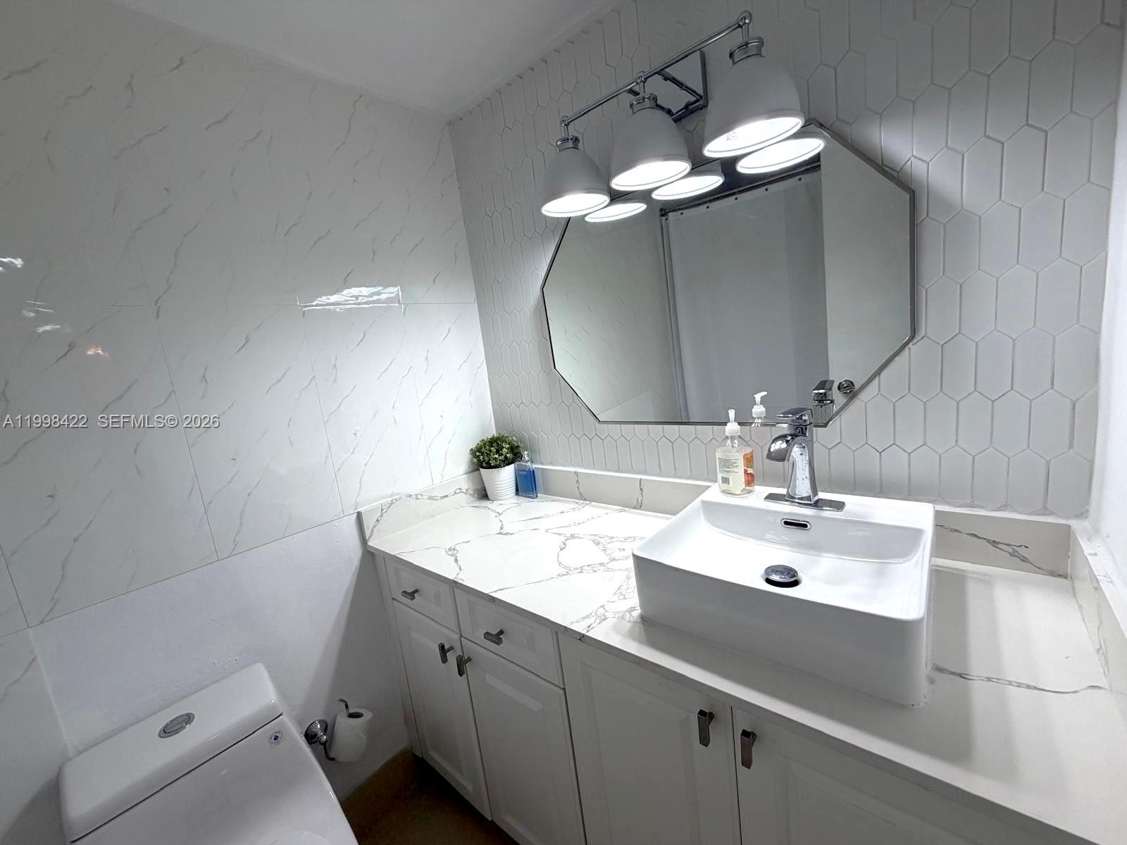 1000 West Ave #330, Miami Beach FL 33139