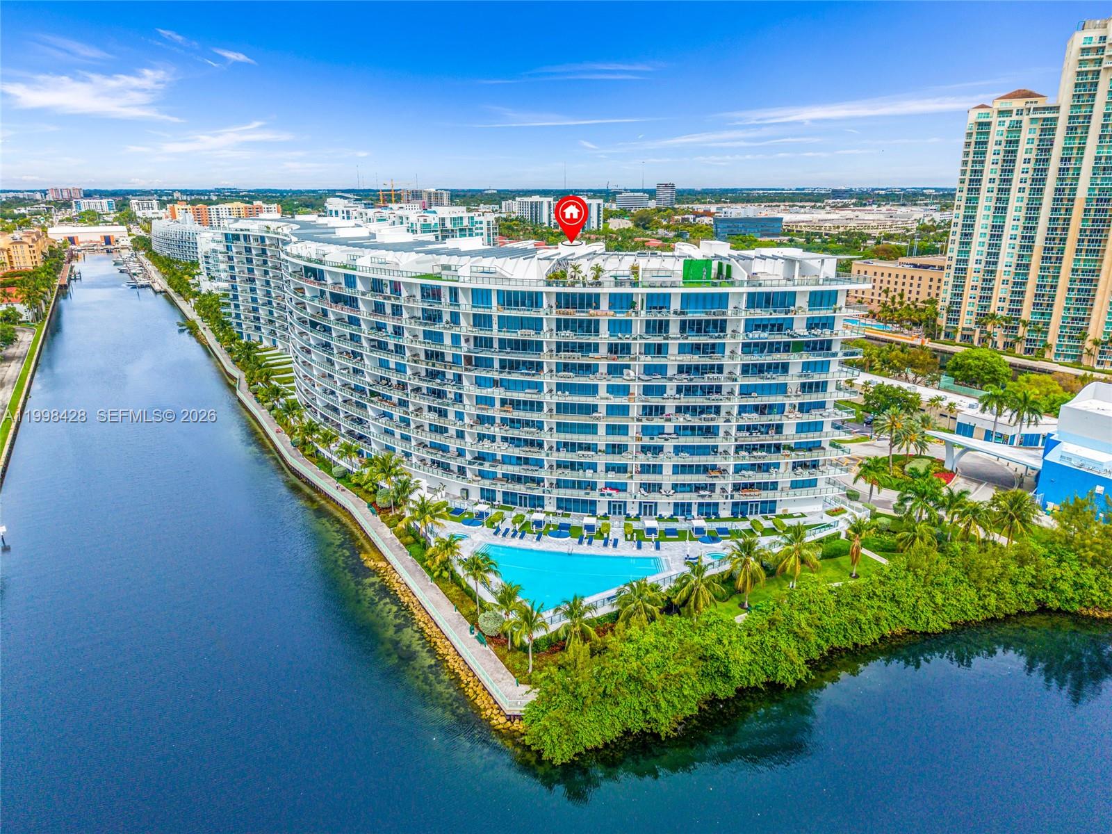 3300 NE 188th St #812, Aventura FL 33180
