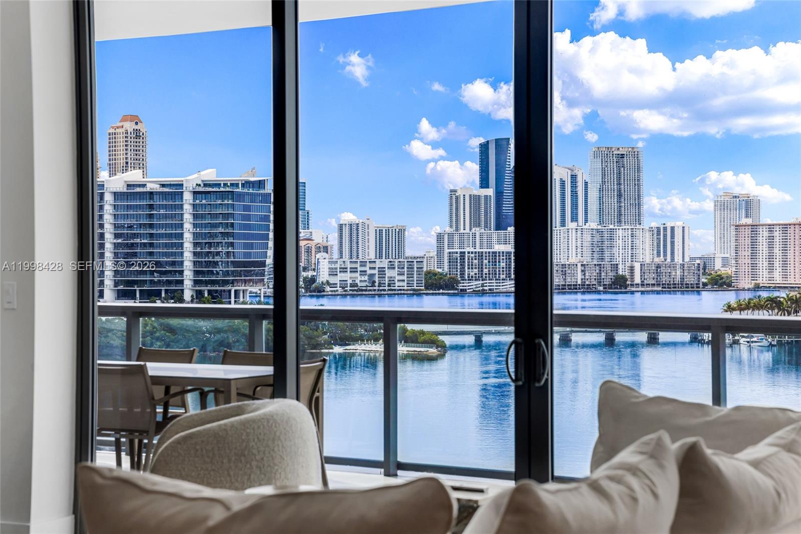 3300 NE 188th St #812, Aventura FL 33180