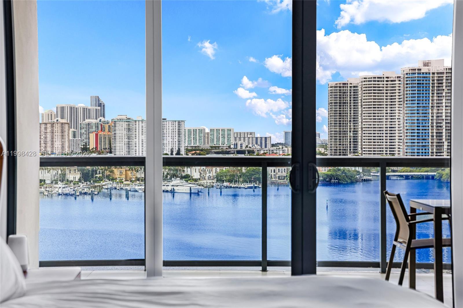 3300 NE 188th St #812, Aventura FL 33180