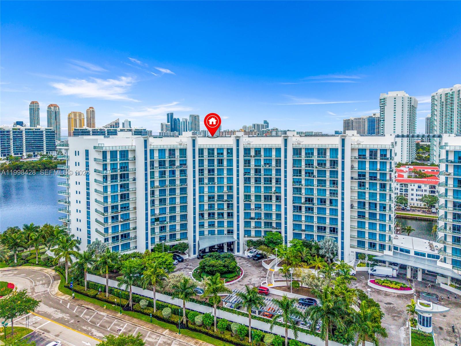 3300 NE 188th St #812, Aventura FL 33180