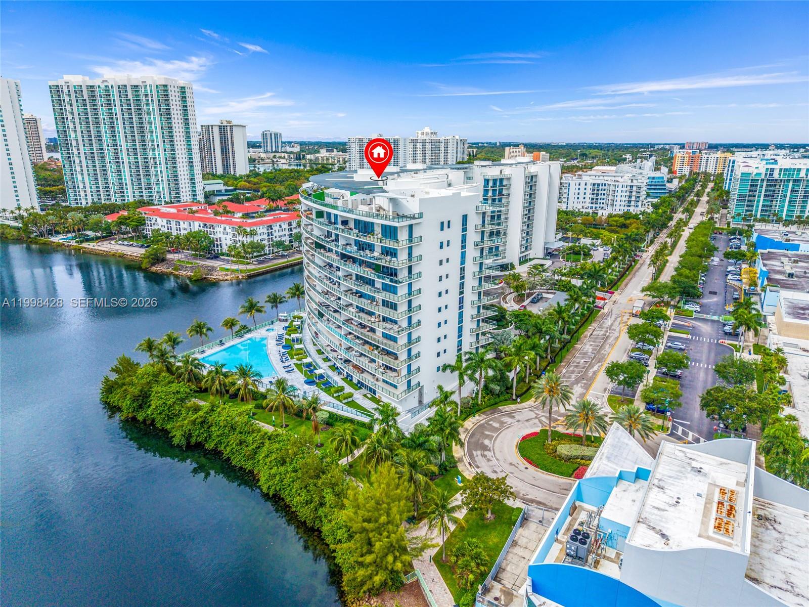 3300 NE 188th St #812, Aventura FL 33180