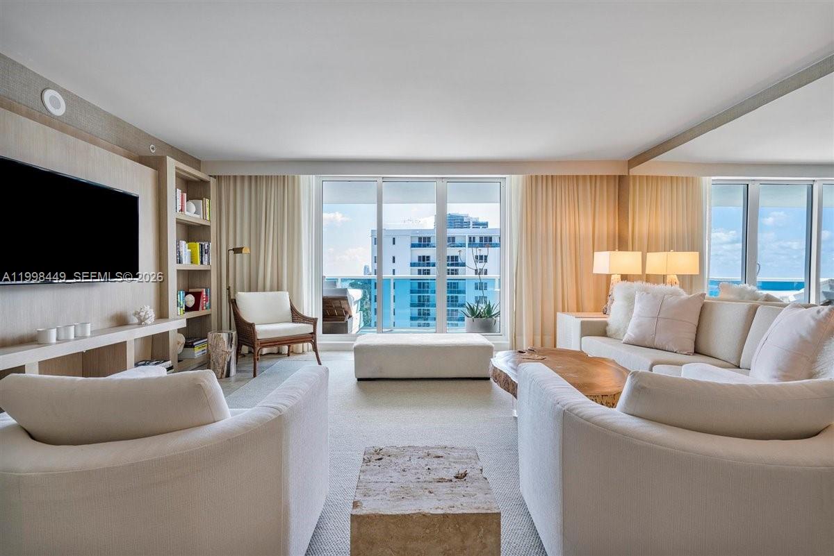 102 24th St #1520, Miami Beach FL 33139
