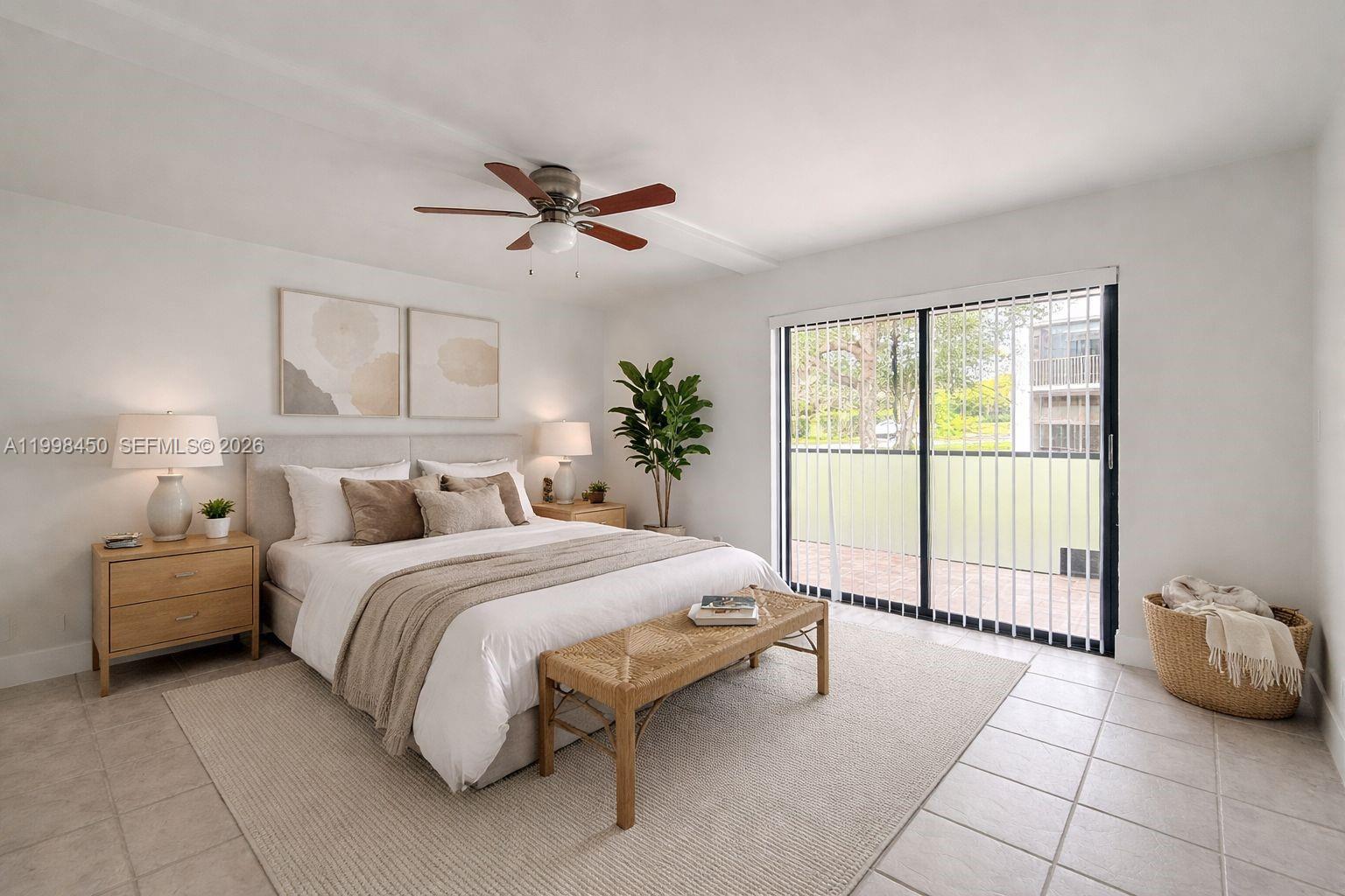 155 Lakeview Dr #101, Weston FL 33326