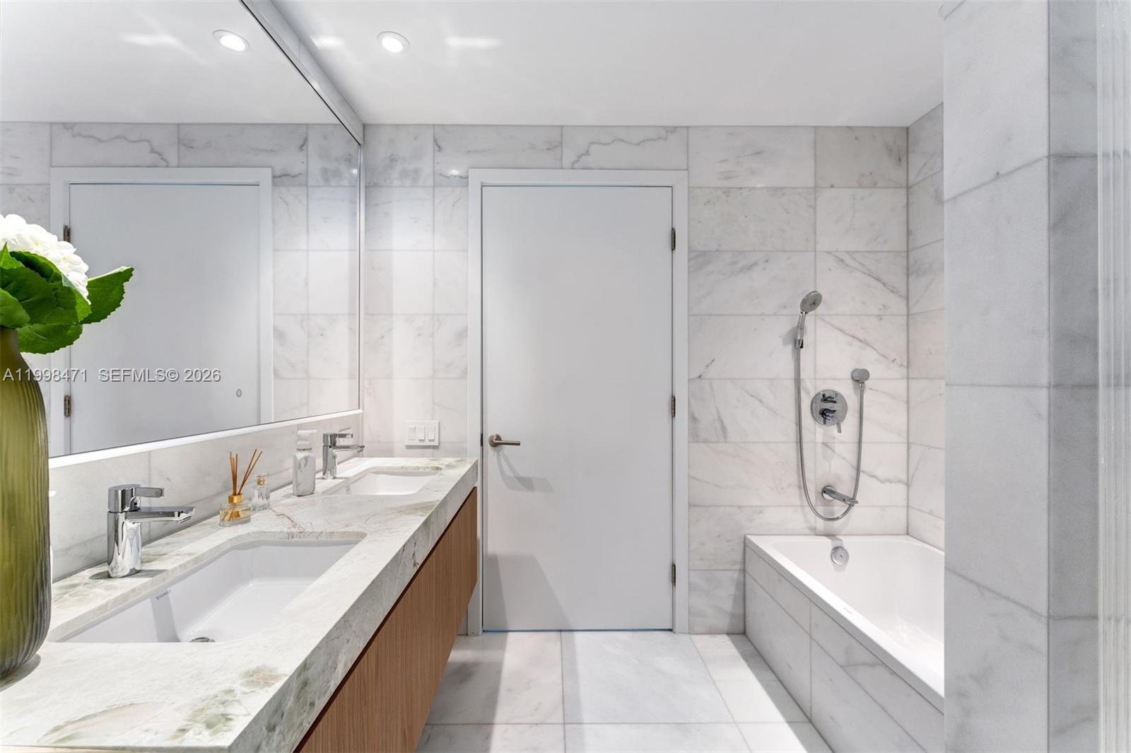 500 Alton Rd #1802, Miami Beach FL 33139