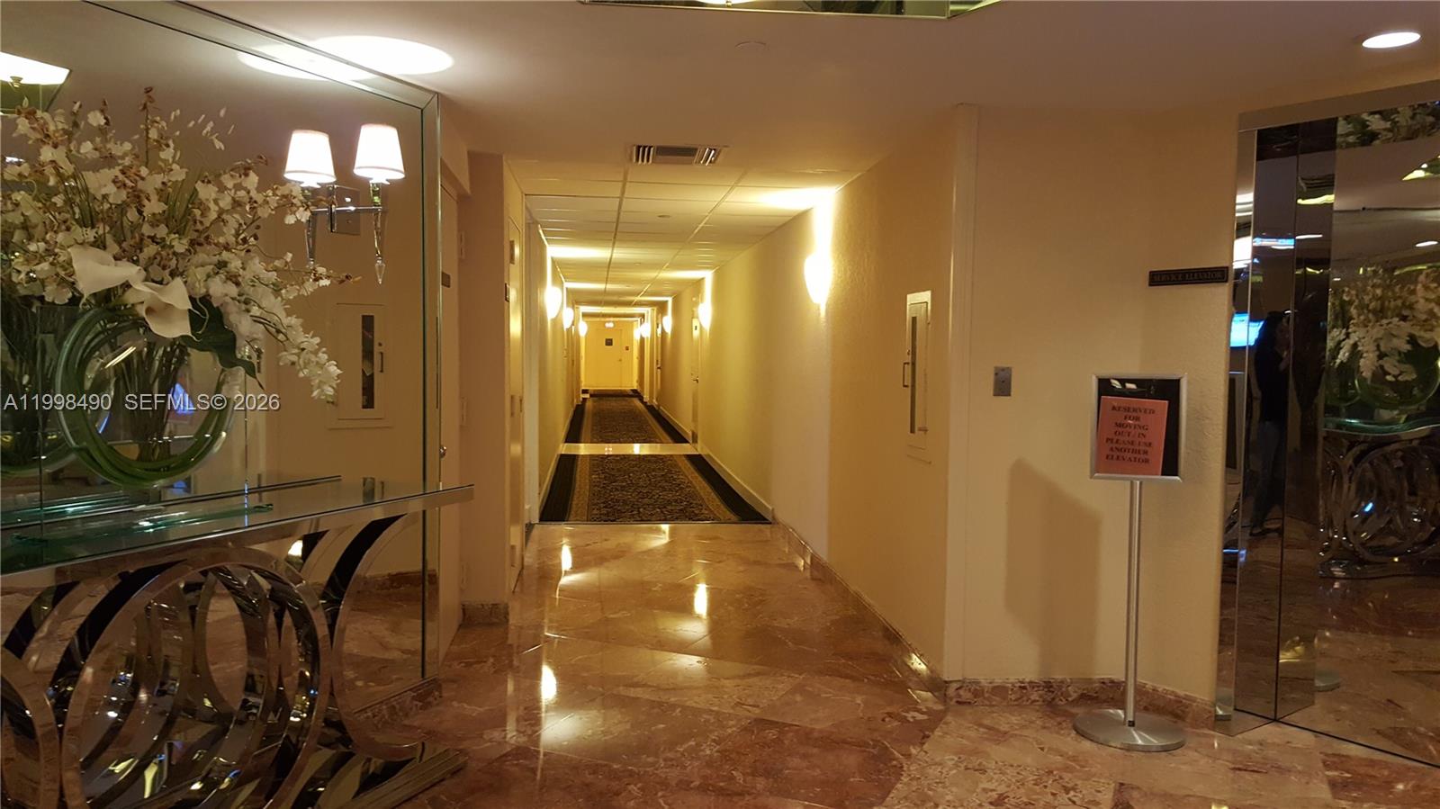 3600 Mystic Pointe Dr #910, Aventura FL 33180