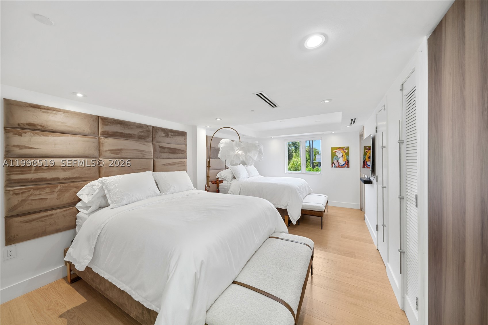215 Palm Ave, Miami Beach FL 33139