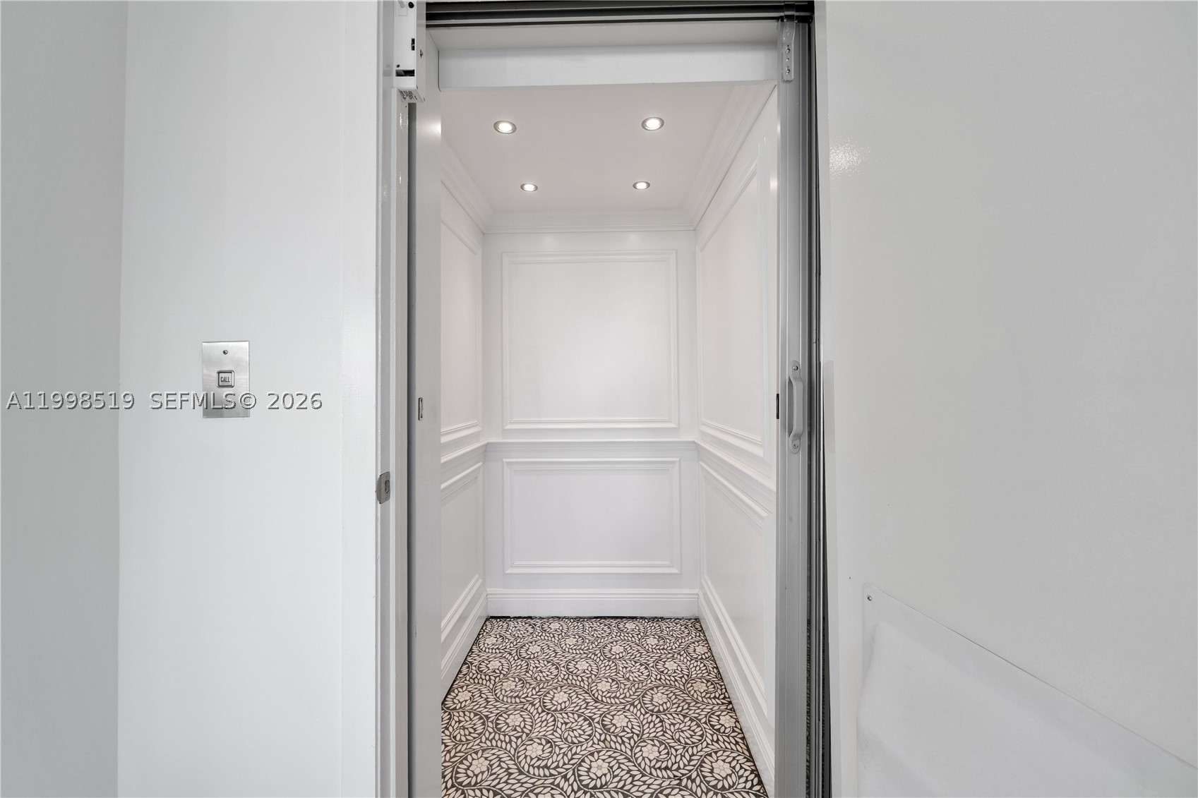 215 Palm Ave, Miami Beach FL 33139
