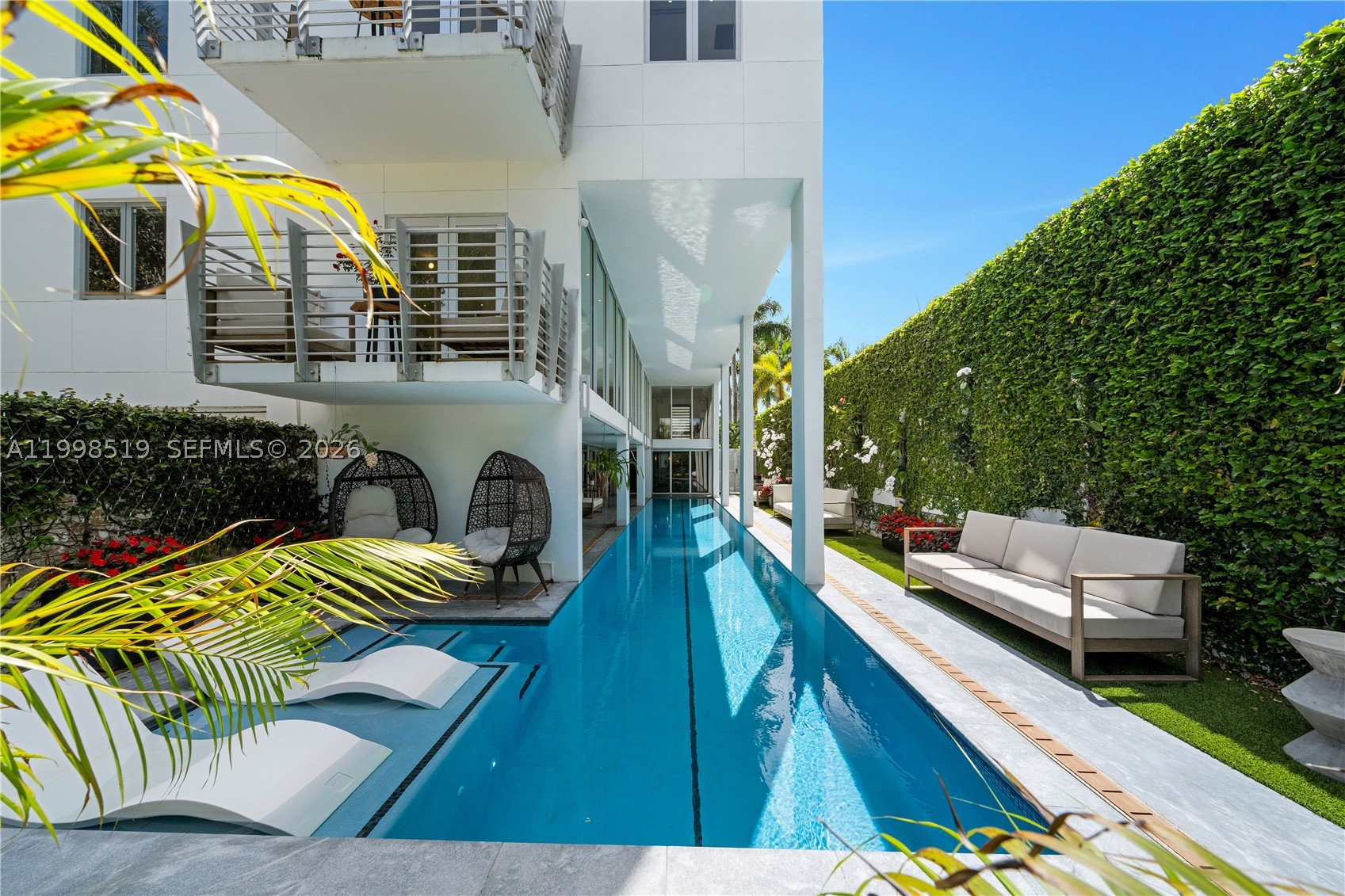 215 Palm Ave, Miami Beach FL 33139