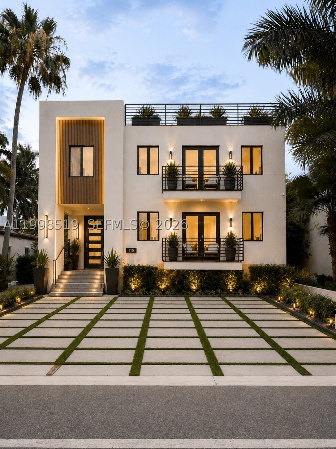 215 Palm Ave, Miami Beach FL 33139
