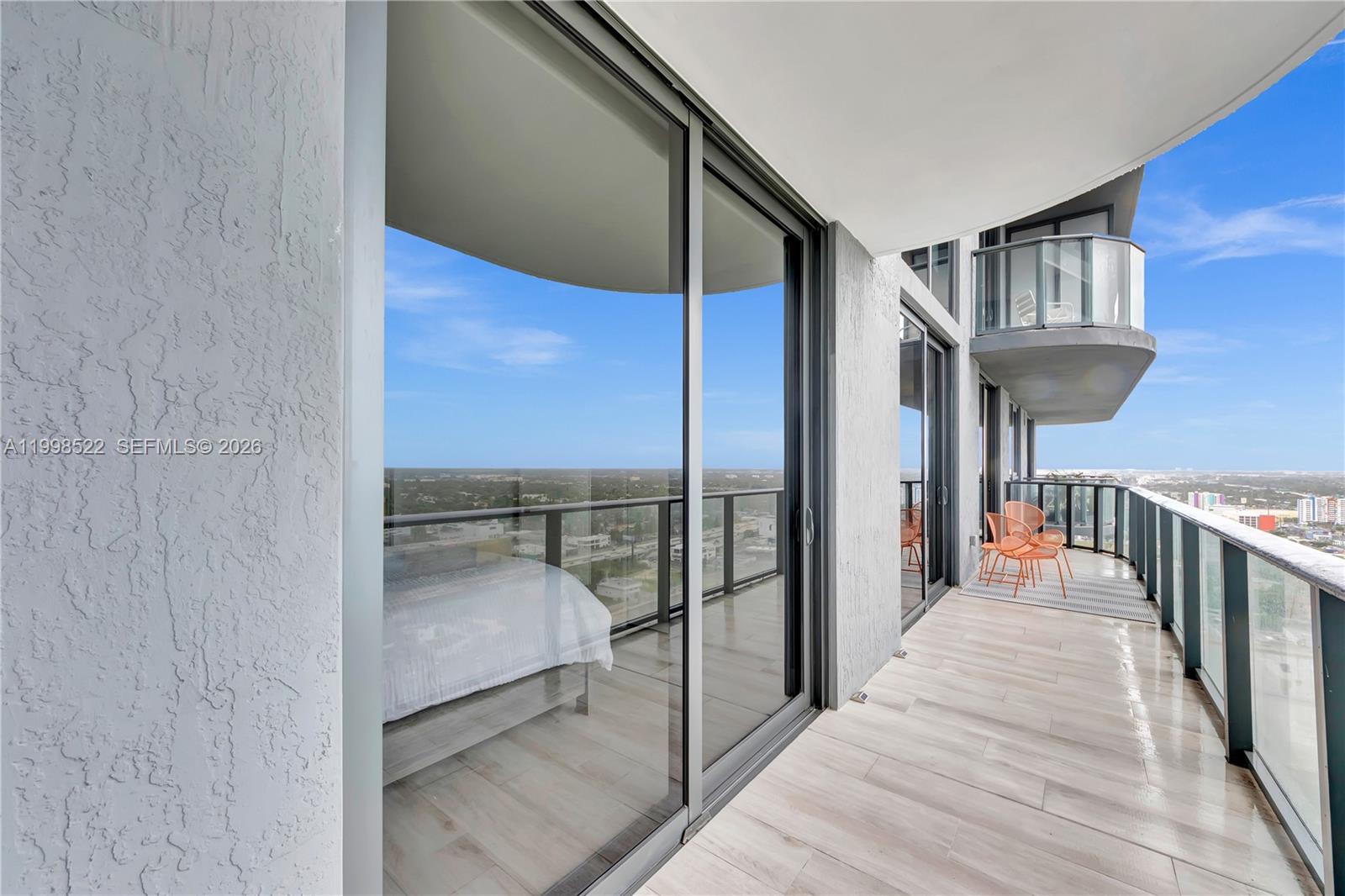 121 NE 34th St #2815, Miami FL 33137