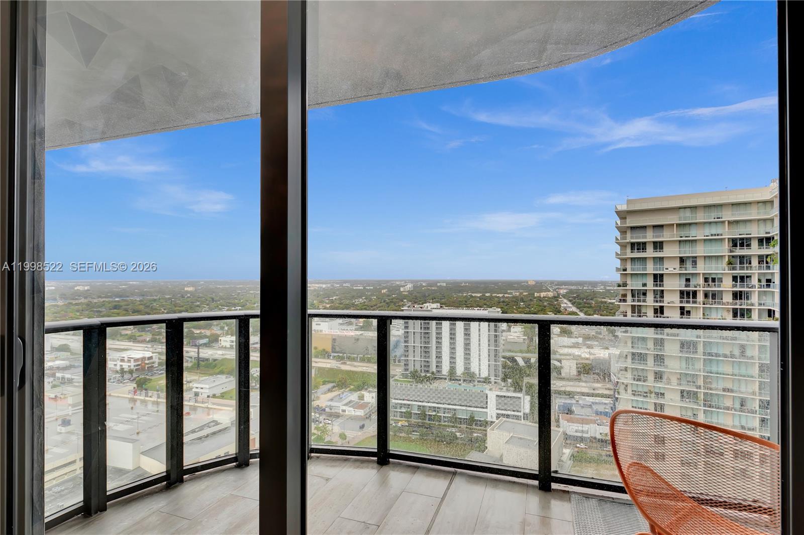 121 NE 34th St #2815, Miami FL 33137