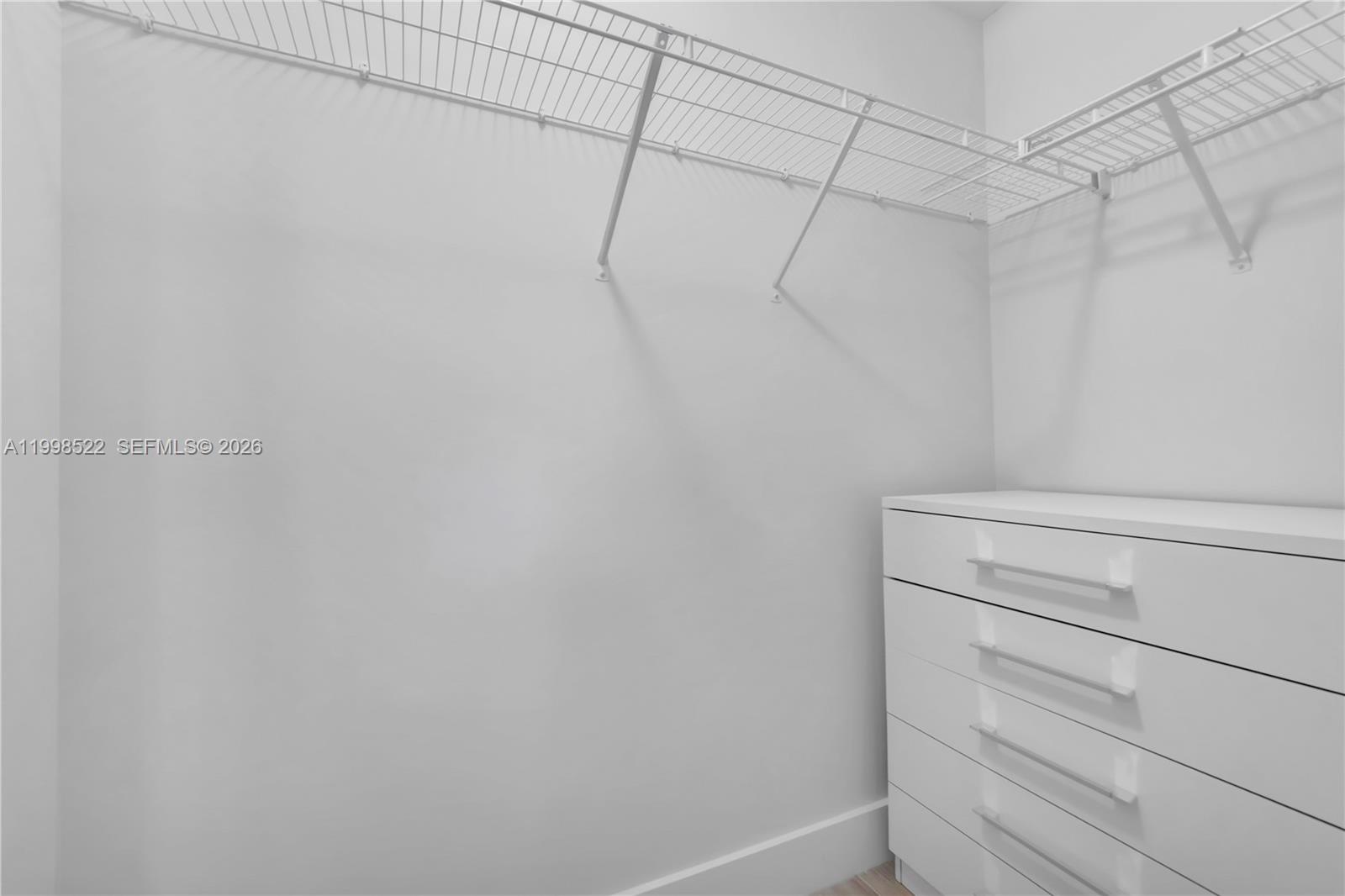121 NE 34th St #2815, Miami FL 33137