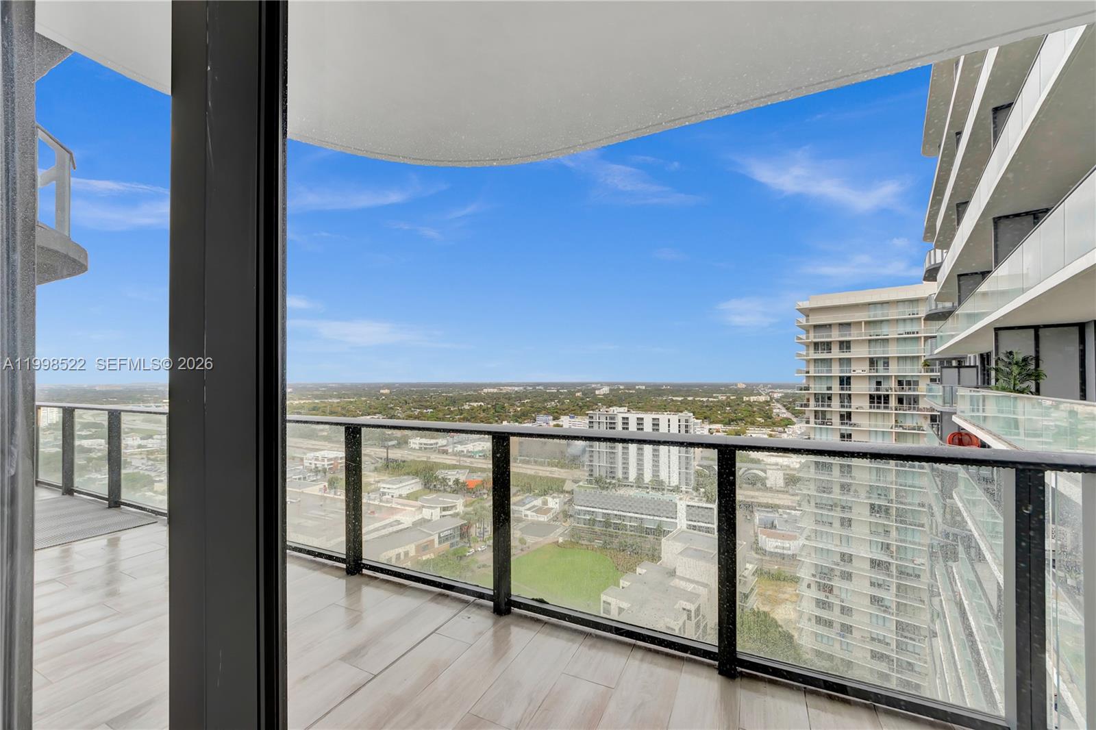 121 NE 34th St #2815, Miami FL 33137