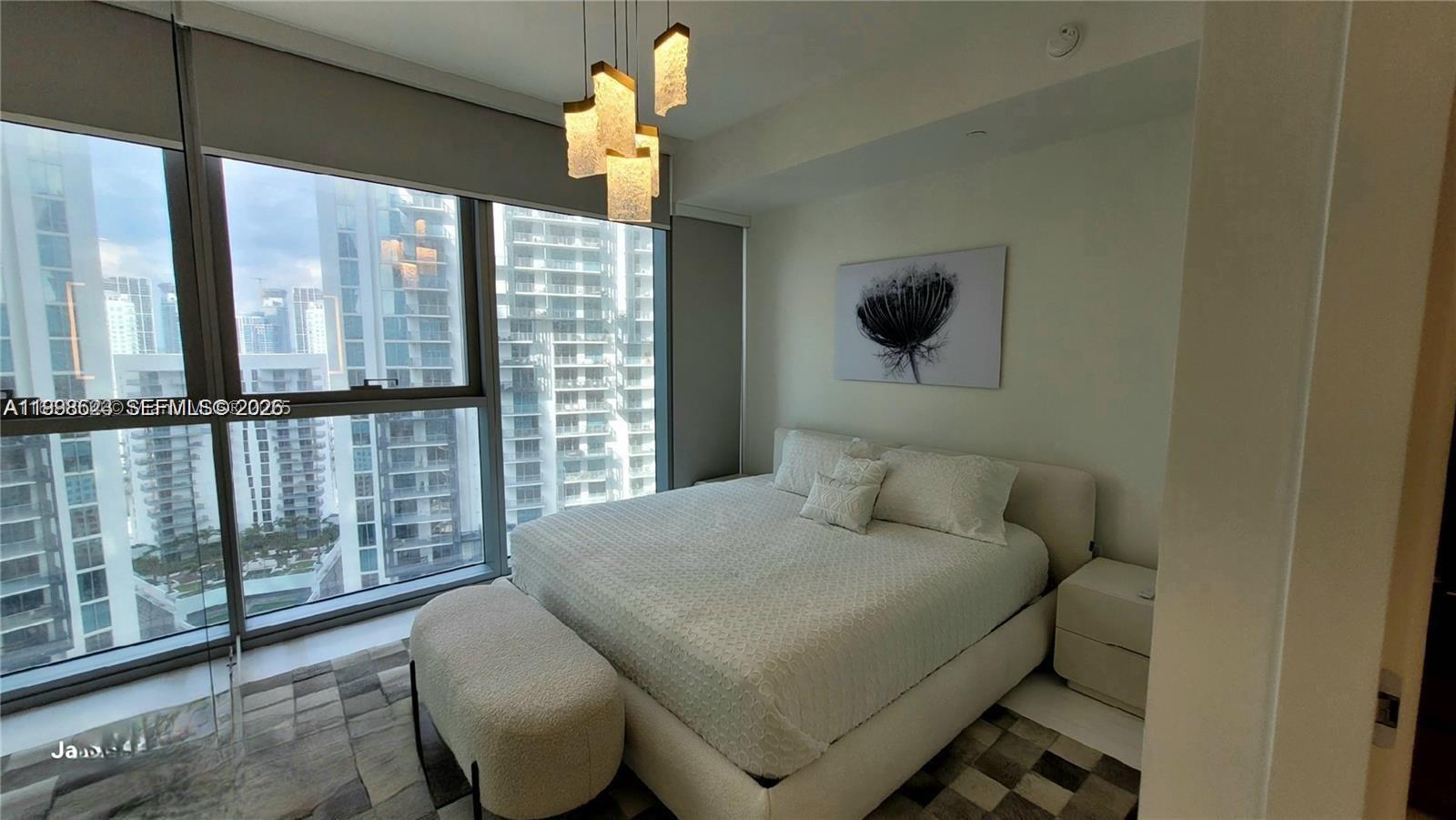 300 Biscayne Blvd Way #2908, Miami FL 33131