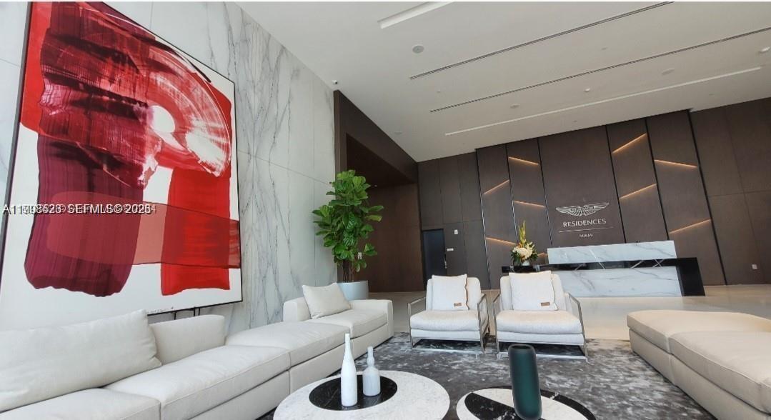 300 Biscayne Blvd Way #2908, Miami FL 33131