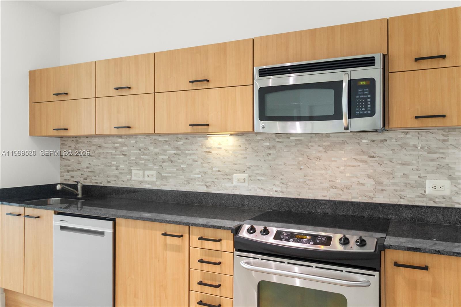 350 S Miami Ave #3413, Miami FL 33130
