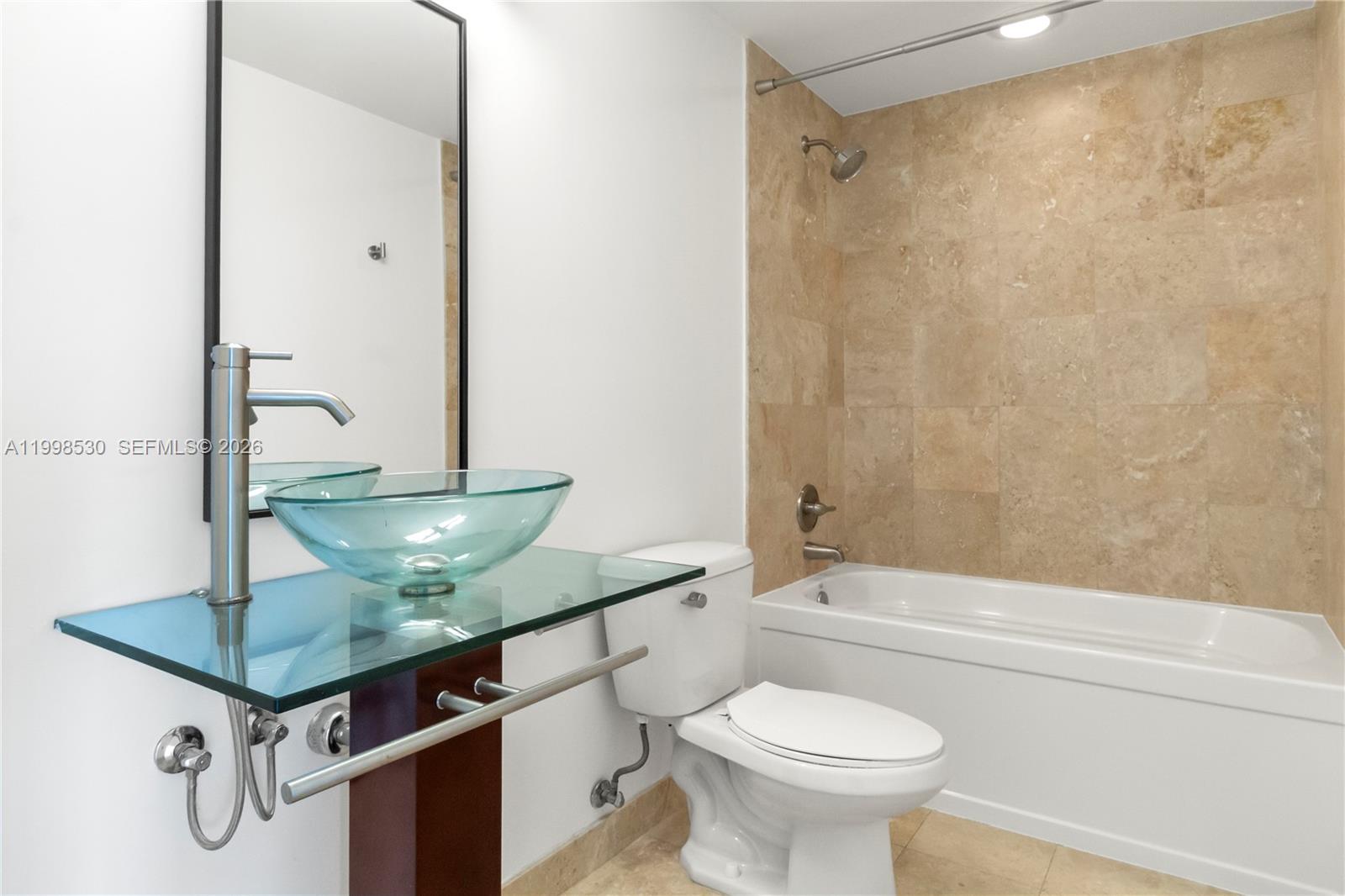 350 S Miami Ave #3413, Miami FL 33130