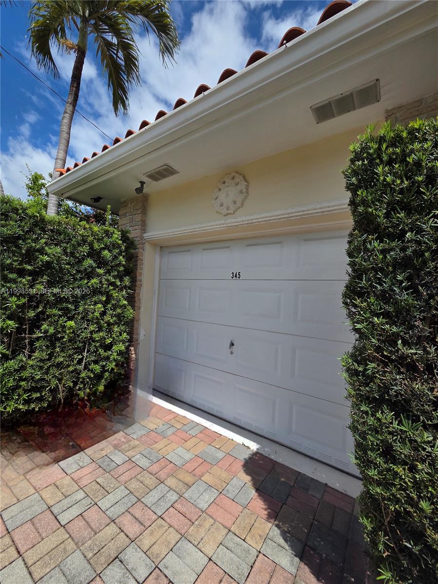 345 Malaga Ave, Coral Gables FL 33134