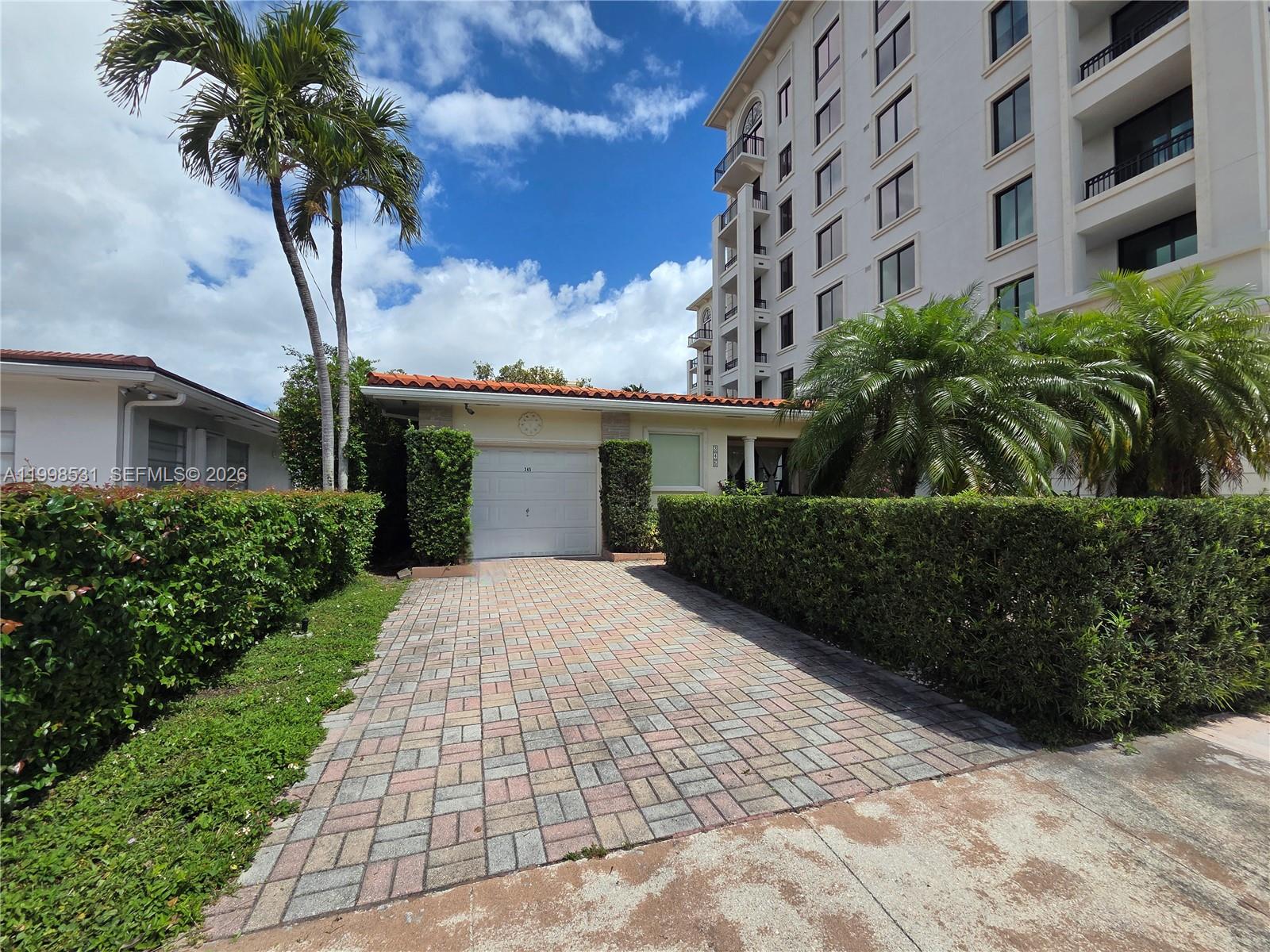 345 Malaga Ave, Coral Gables FL 33134