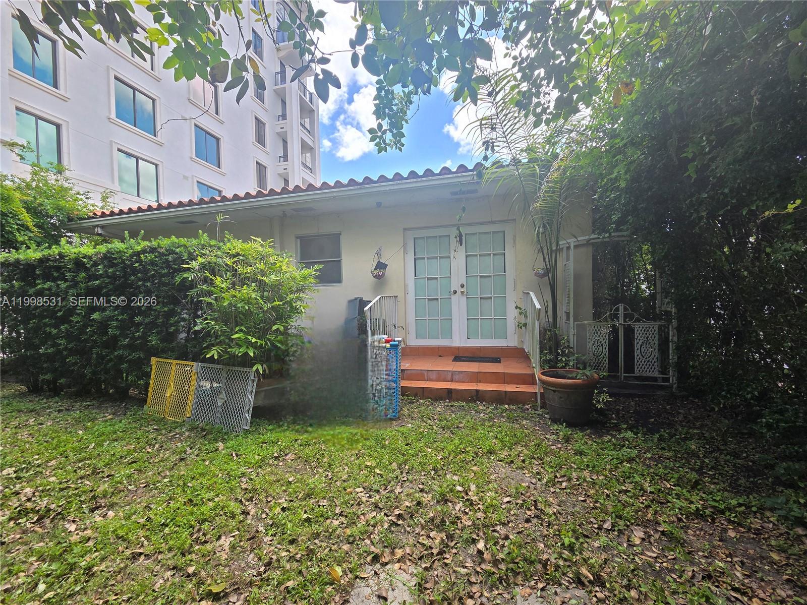 345 Malaga Ave, Coral Gables FL 33134