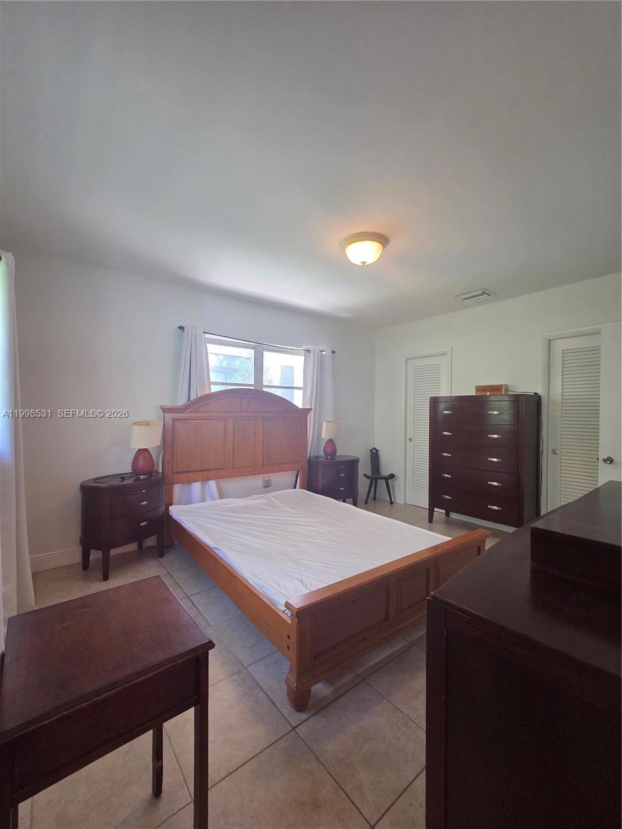 345 Malaga Ave, Coral Gables FL 33134