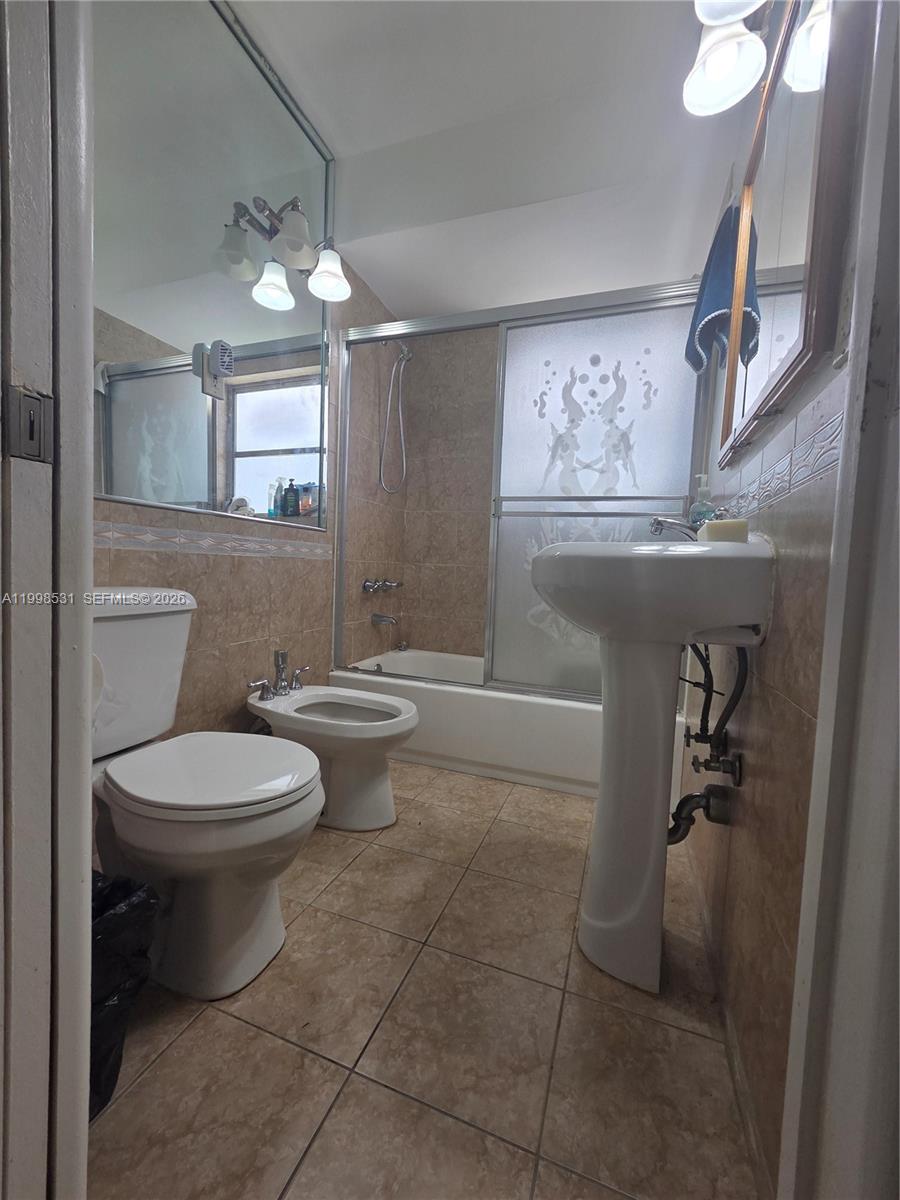 345 Malaga Ave, Coral Gables FL 33134