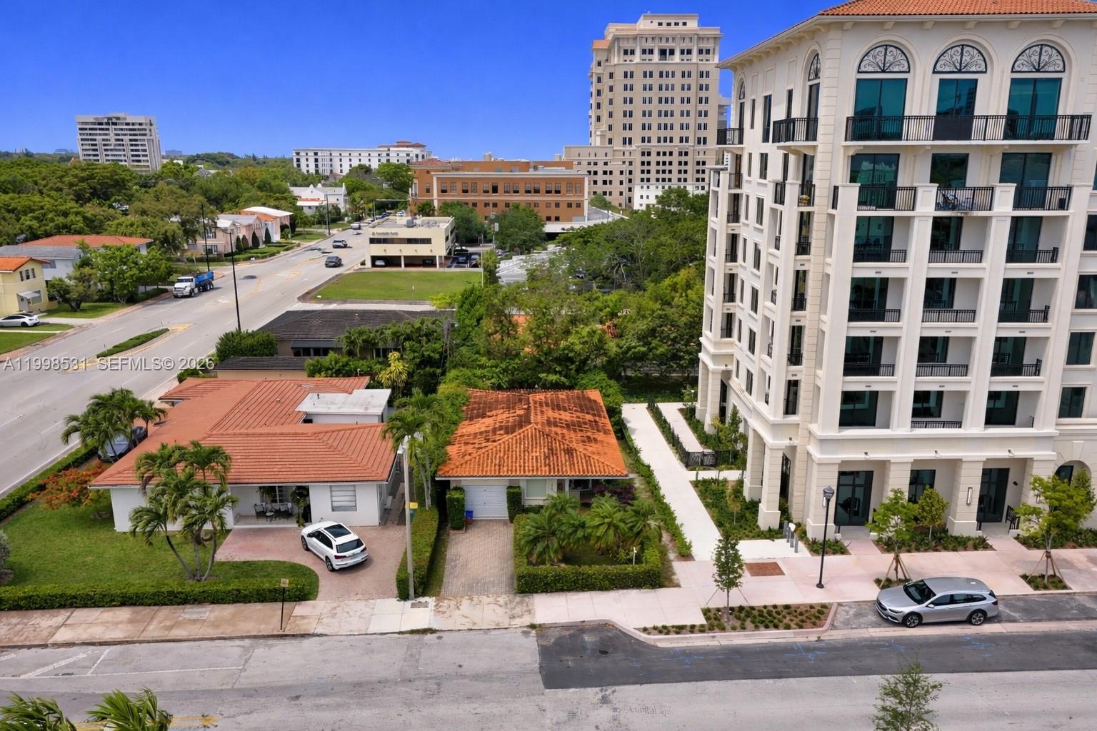 345 Malaga Ave, Coral Gables FL 33134