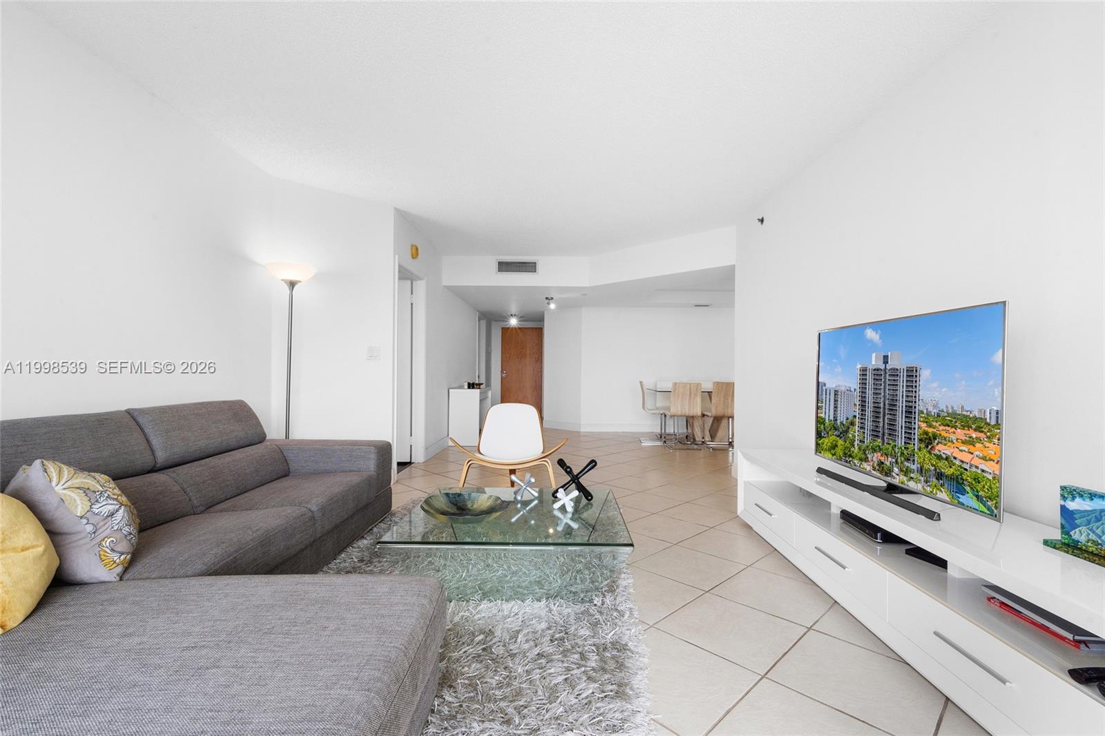 3598 Yacht Club Dr #601+DEN, Aventura FL 33180