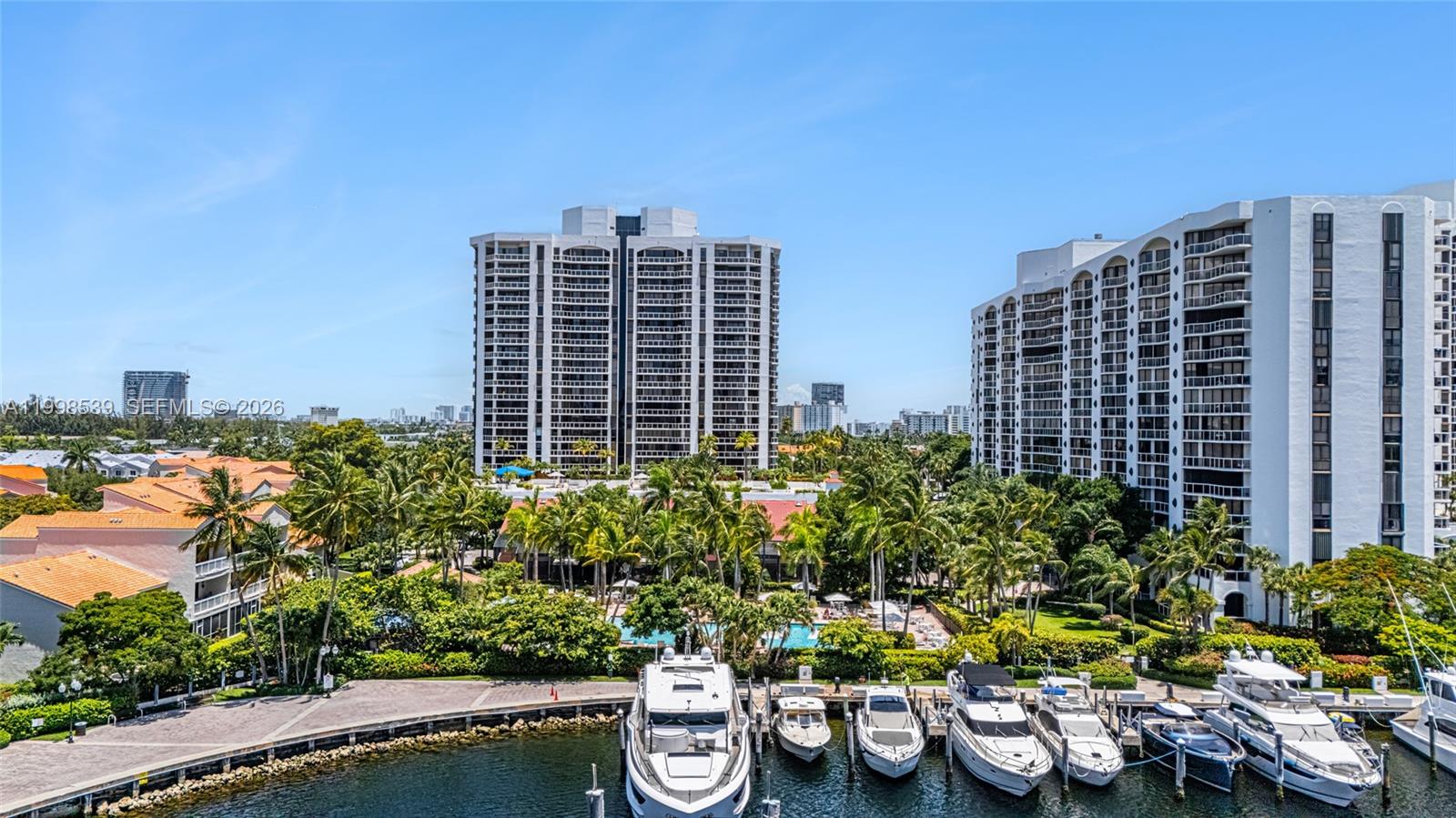 3598 Yacht Club Dr #601+DEN, Aventura FL 33180