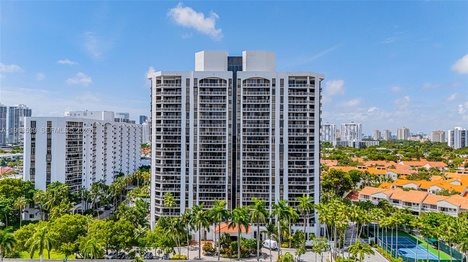 3598 Yacht Club Dr #601+DEN, Aventura FL 33180