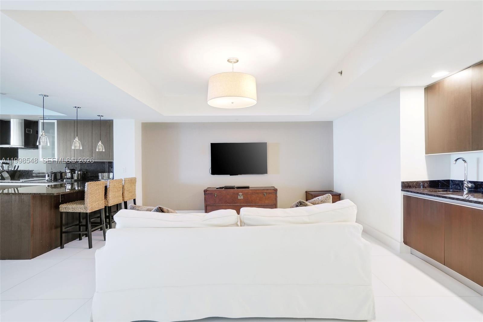 2711 S Ocean Dr #2803, Hollywood FL 33019
