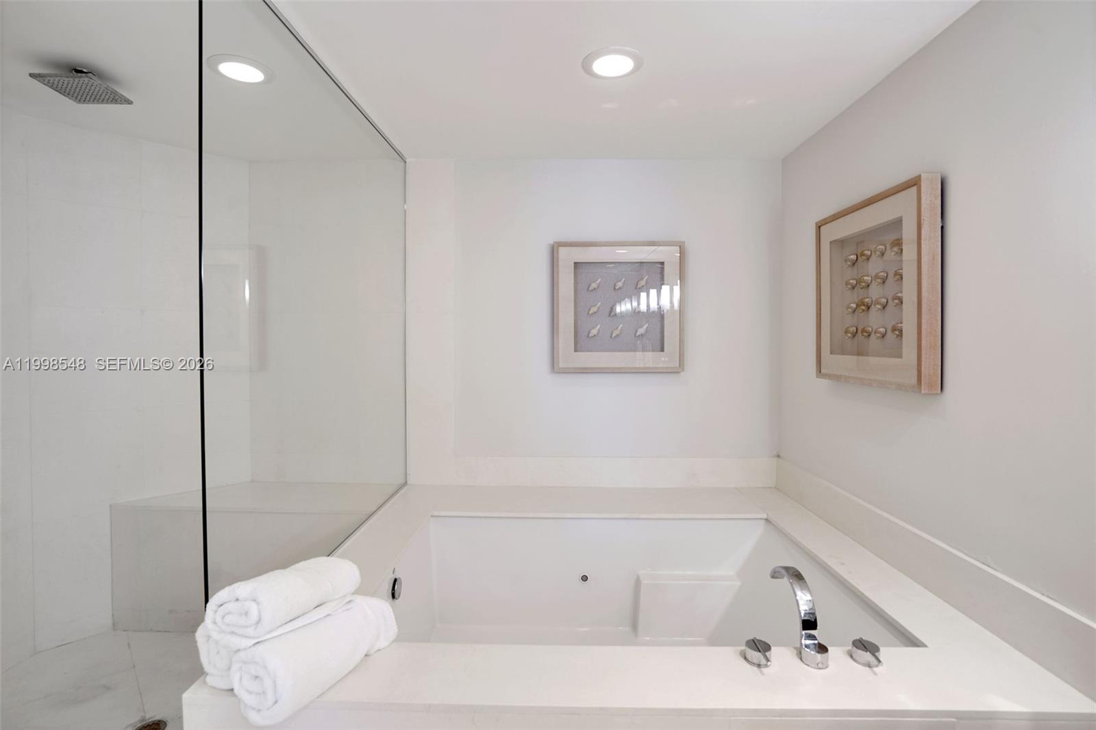 2711 S Ocean Dr #2803, Hollywood FL 33019