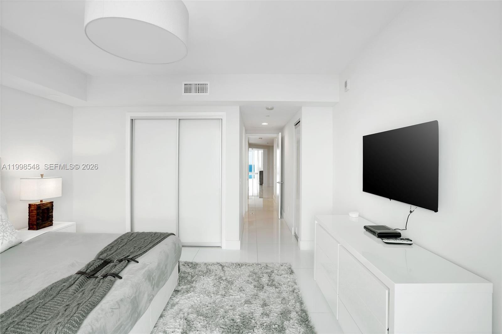 2711 S Ocean Dr #2803, Hollywood FL 33019