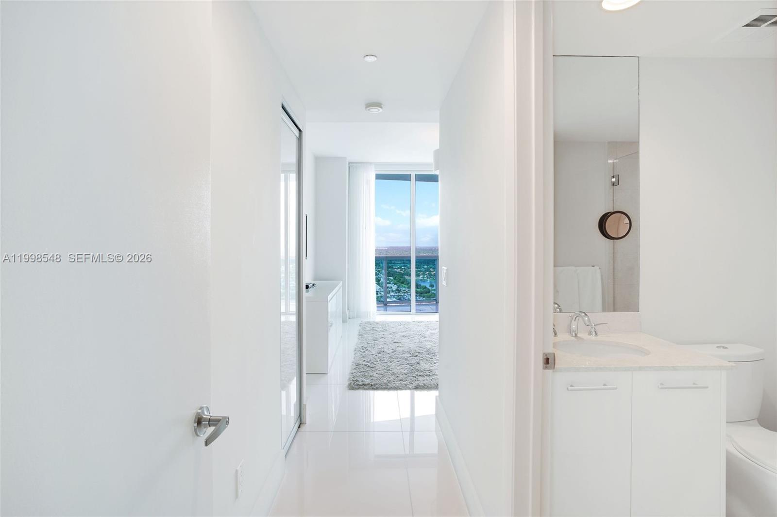 2711 S Ocean Dr #2803, Hollywood FL 33019