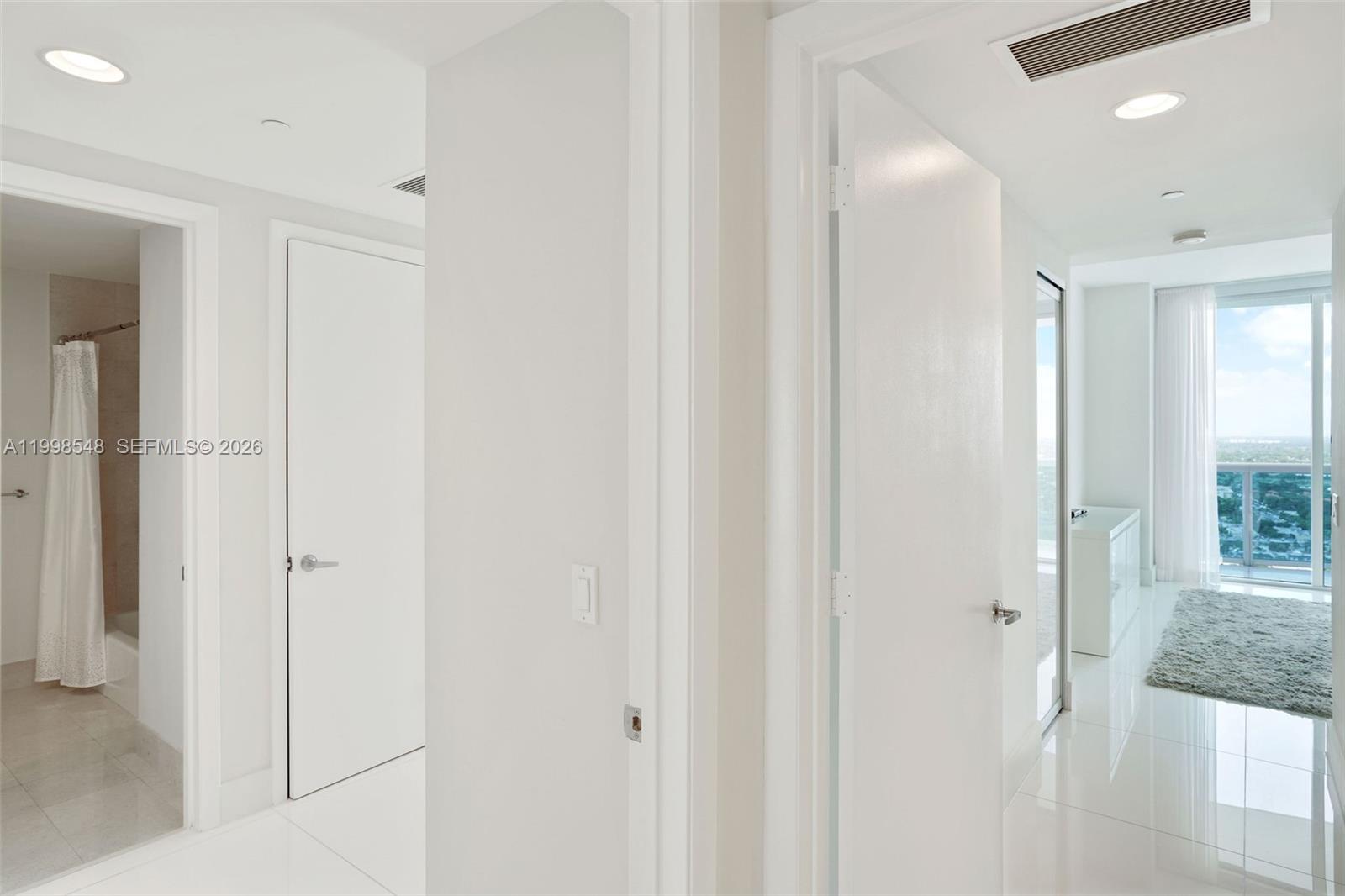 2711 S Ocean Dr #2803, Hollywood FL 33019