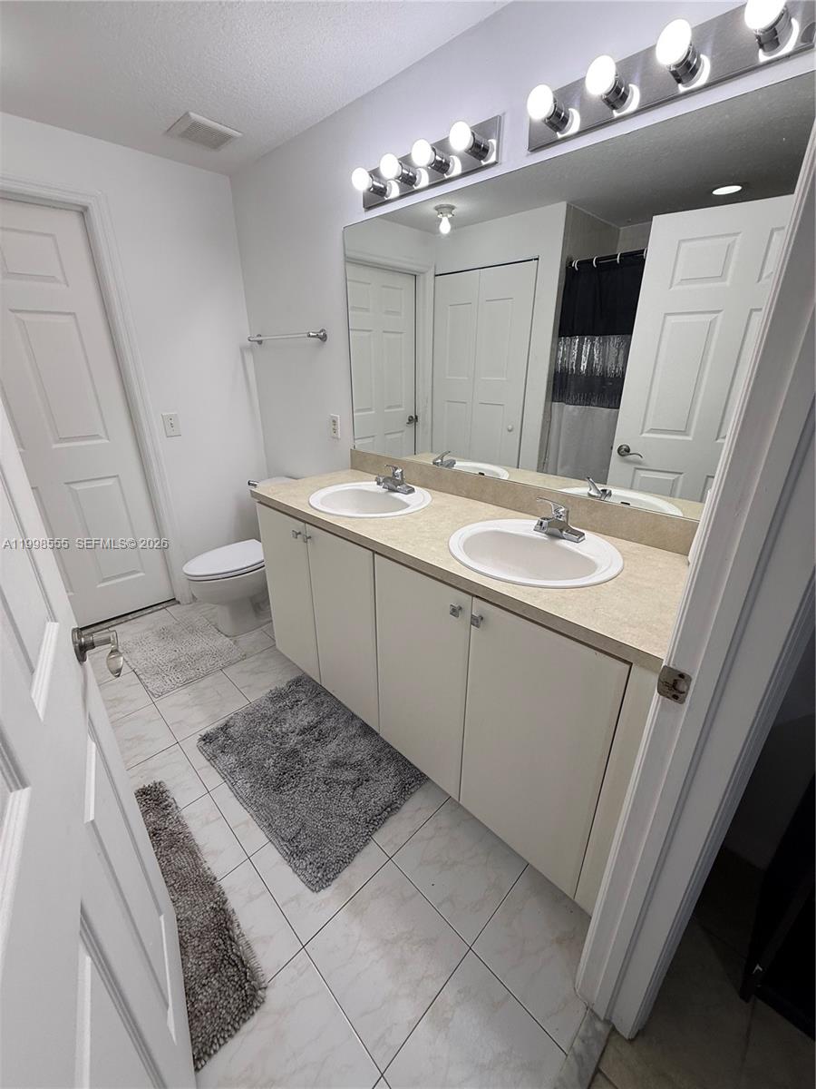 119 SW 6th Ave #405, Miami FL 33130