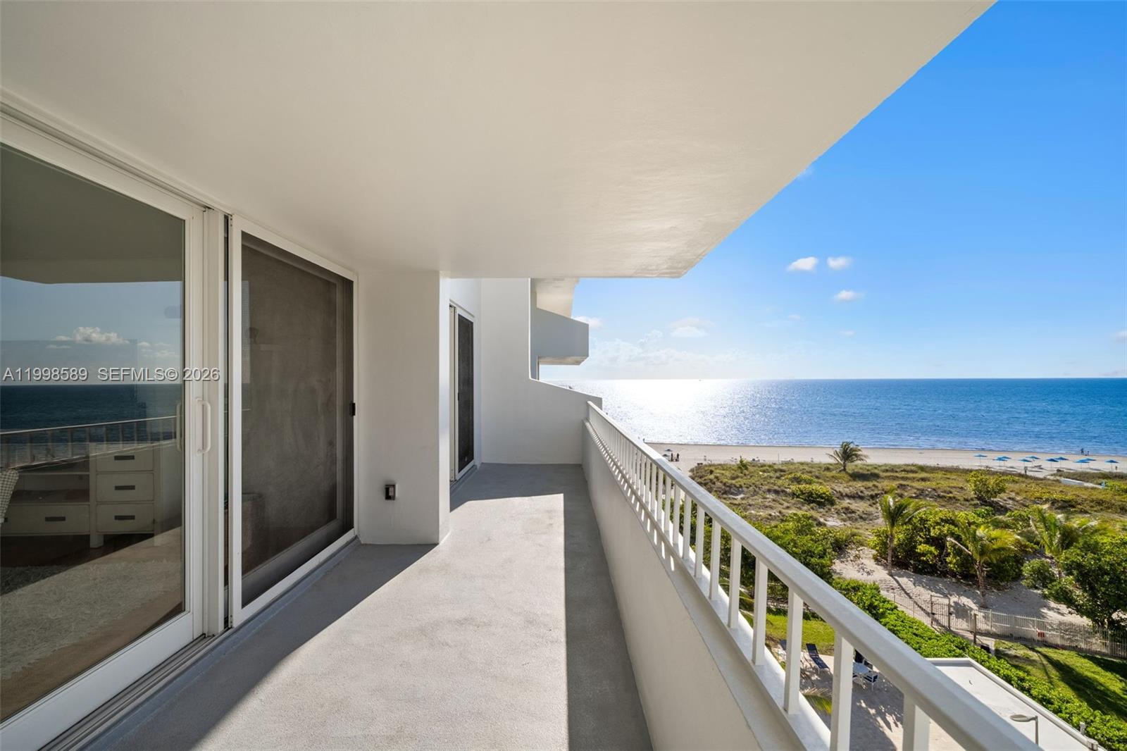 177 Ocean Lane Dr #703, Key Biscayne FL 33149