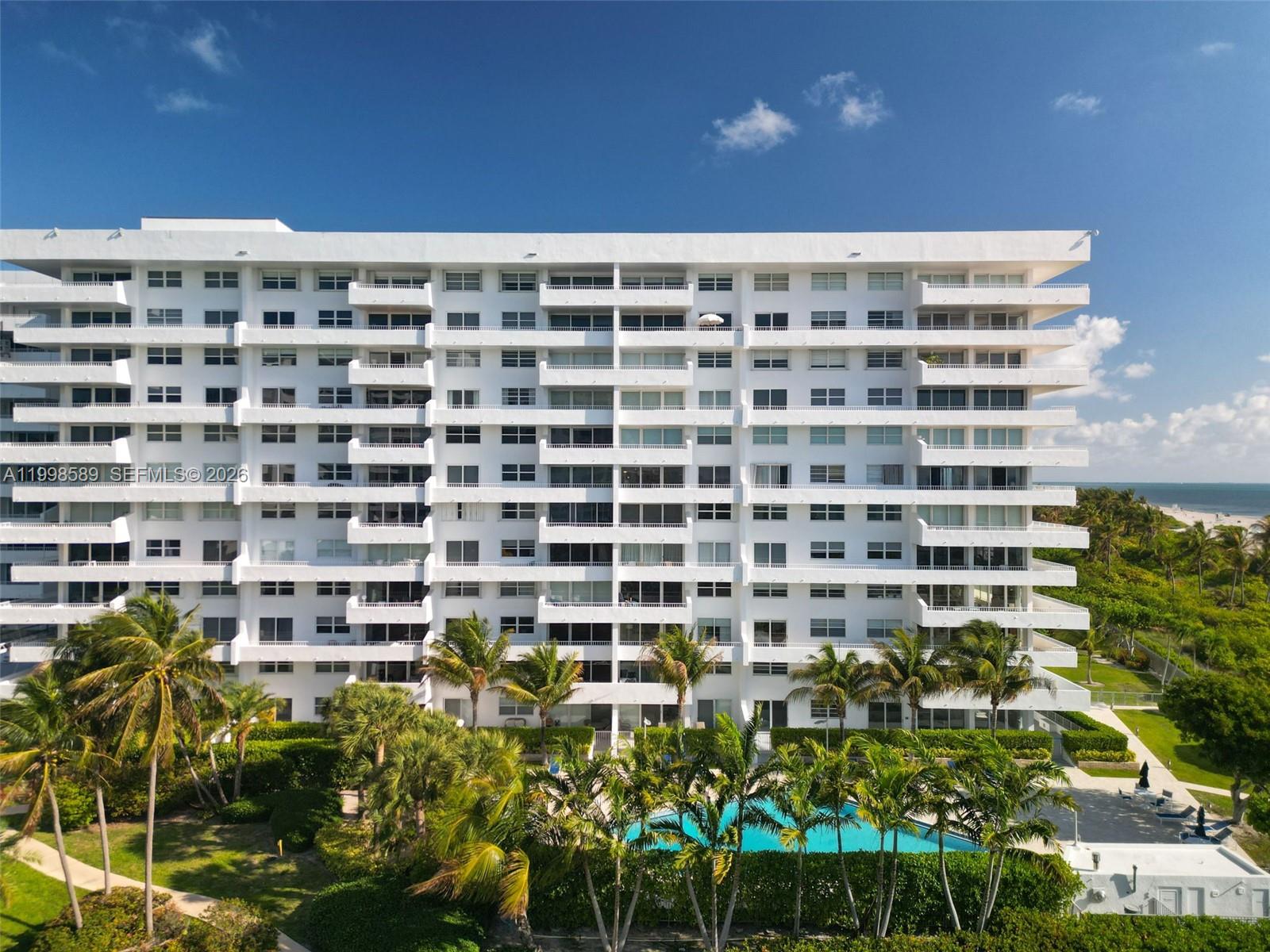 177 Ocean Lane Dr #703, Key Biscayne FL 33149
