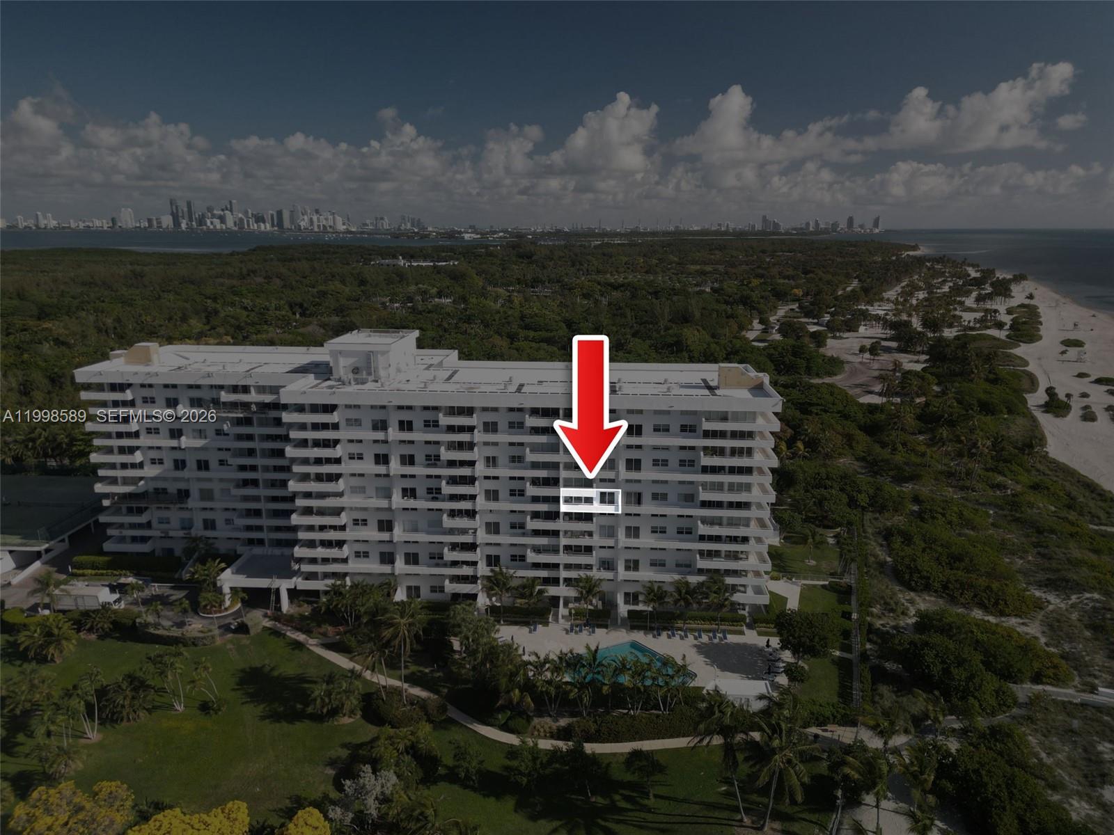 177 Ocean Lane Dr #703, Key Biscayne FL 33149