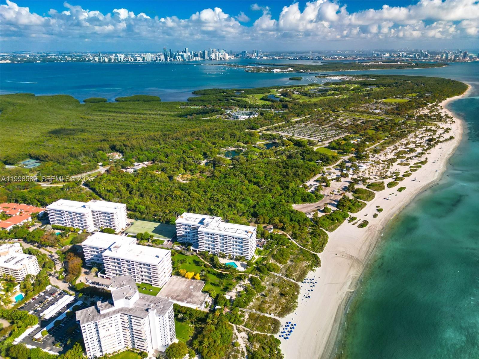 177 Ocean Lane Dr #703, Key Biscayne FL 33149