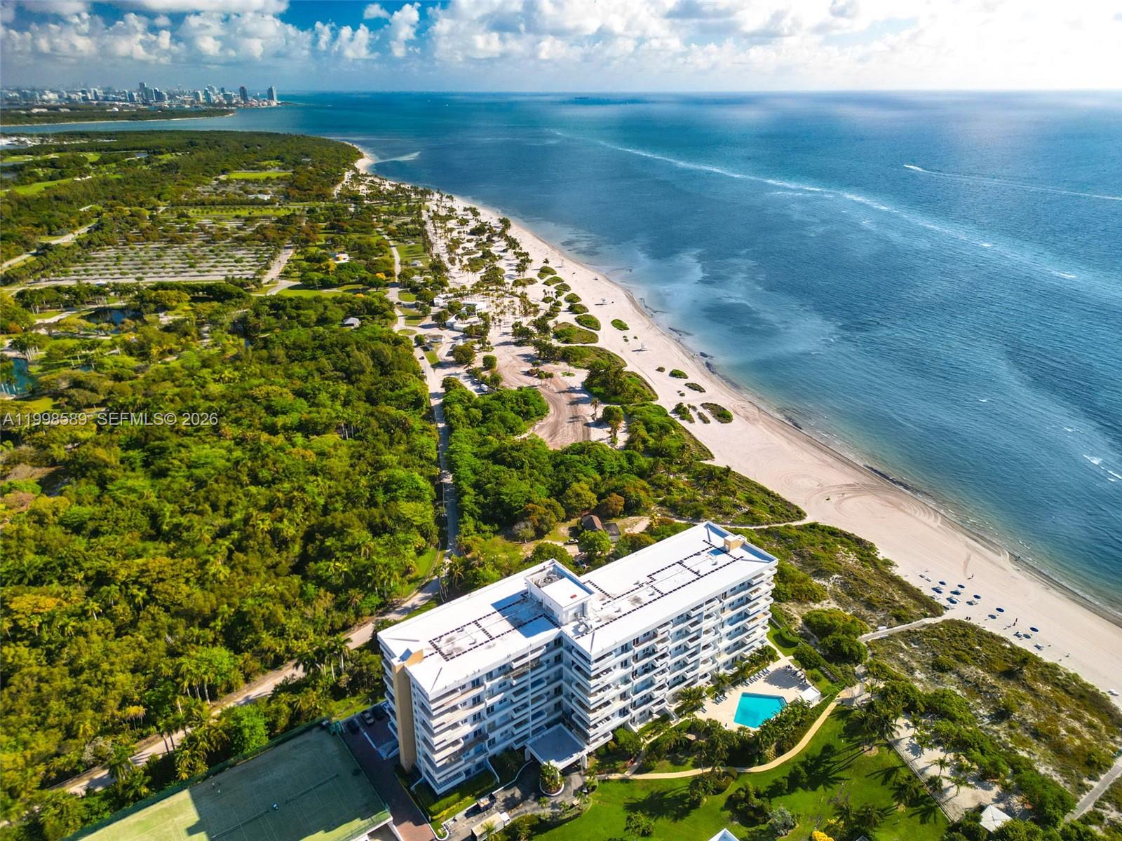 177 Ocean Lane Dr #703, Key Biscayne FL 33149