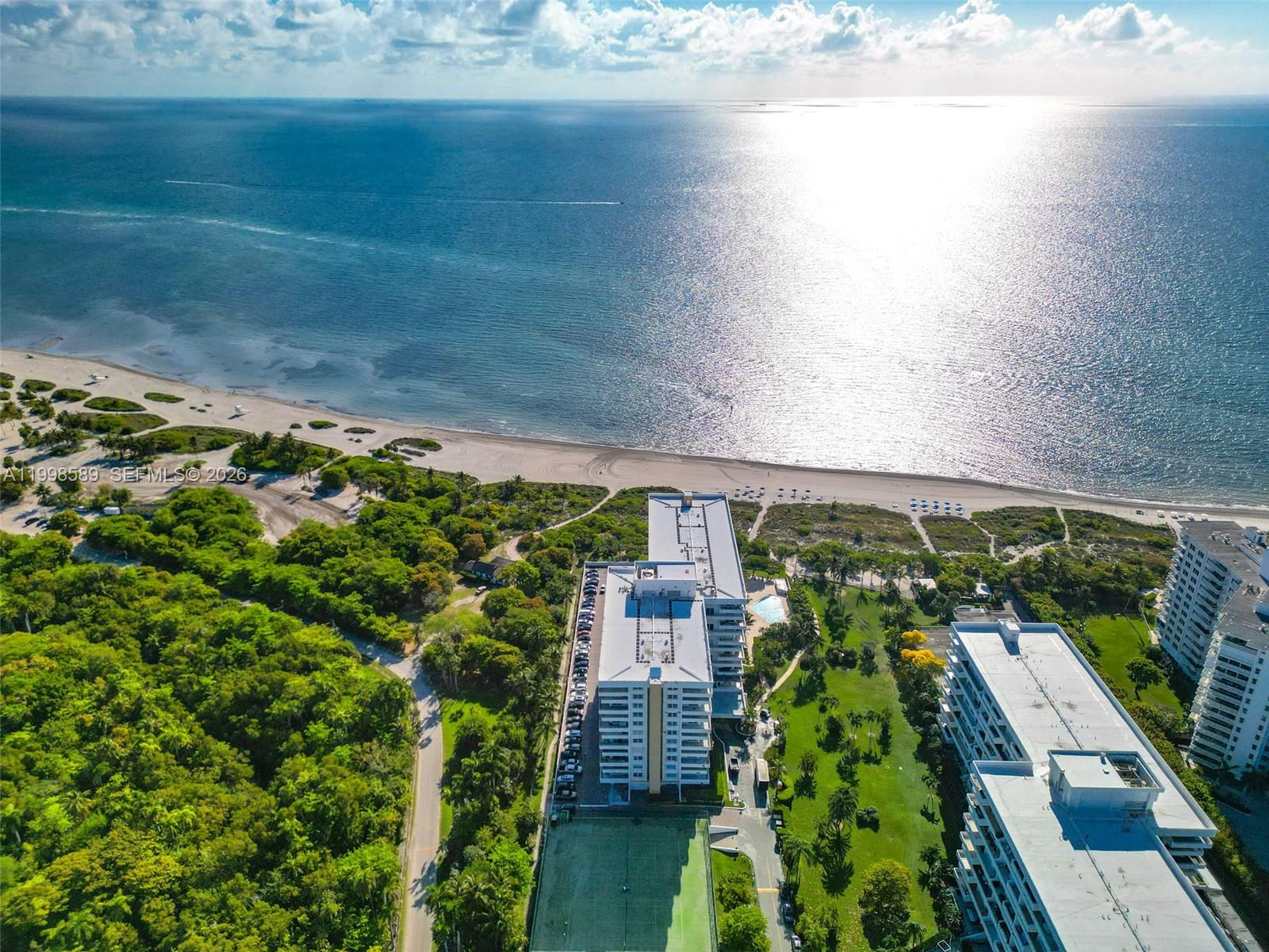 177 Ocean Lane Dr #703, Key Biscayne FL 33149