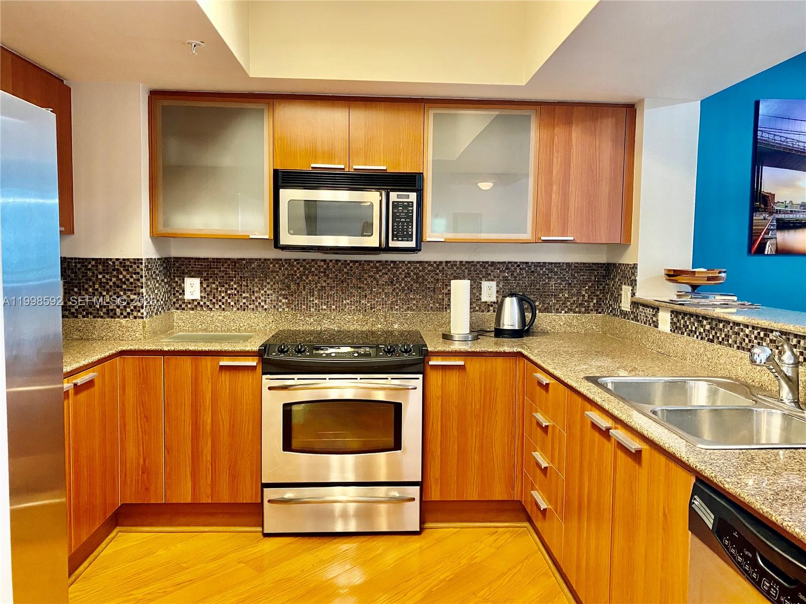16699 Collins Ave #2510, Sunny Isles Beach FL 33160